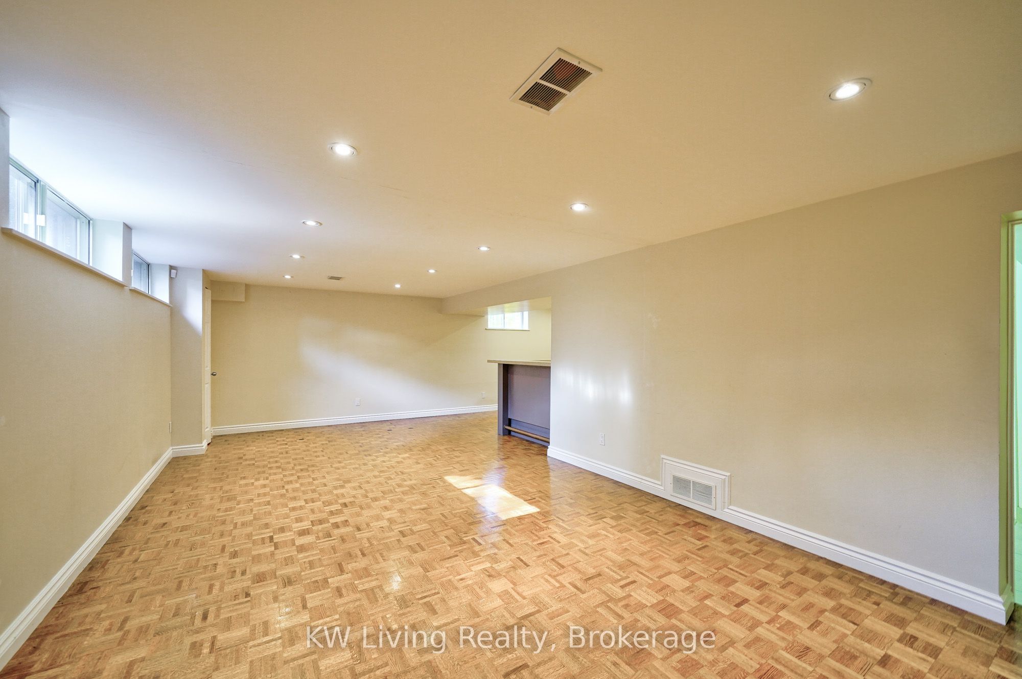 6 Hillavon Drive Property Photo 33