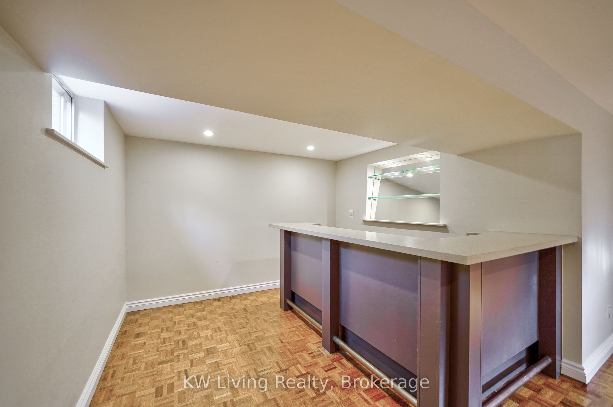 6 Hillavon Drive Property Photo 36
