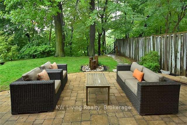 6 Hillavon Drive Property Photo 38