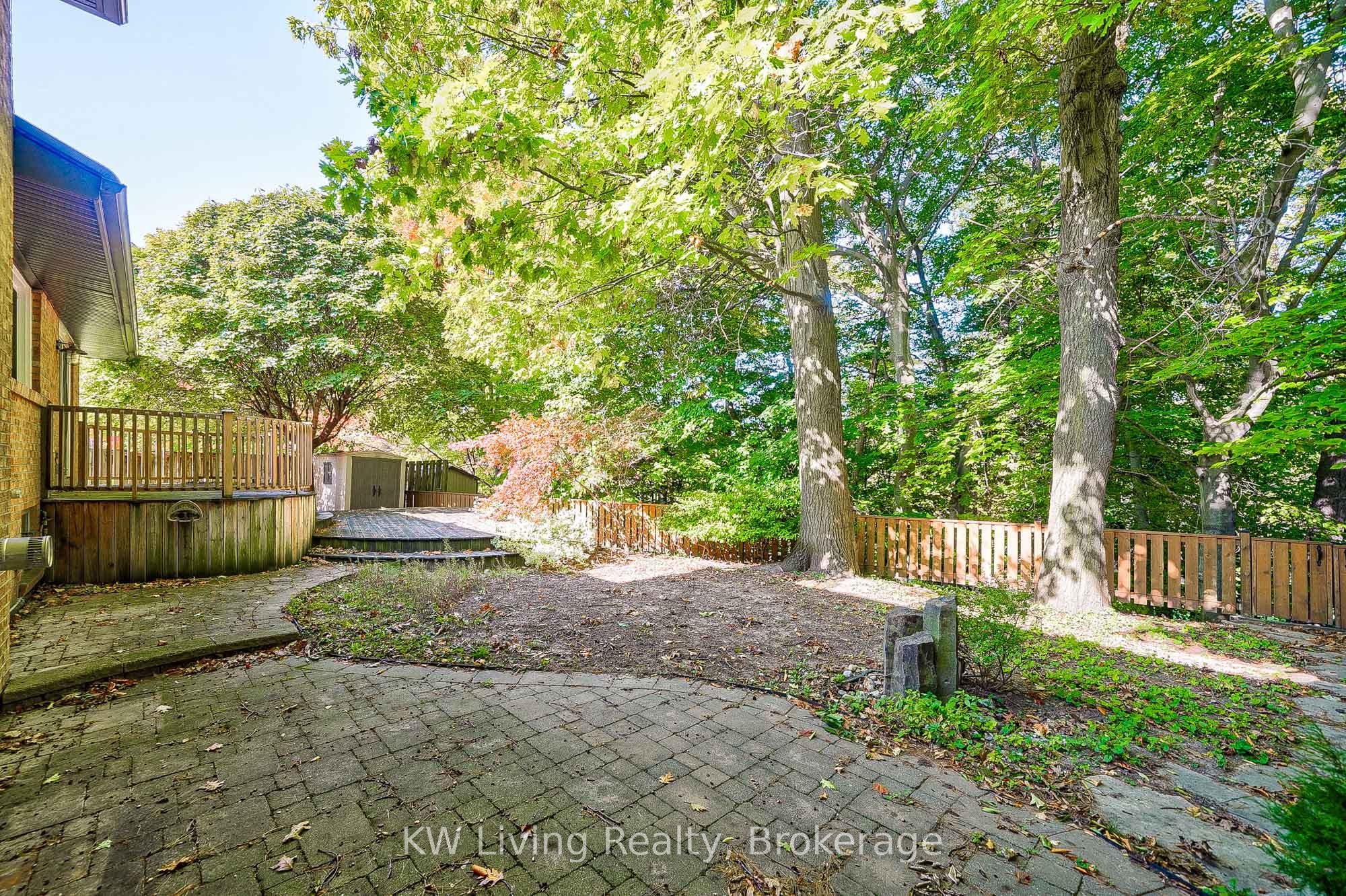 6 Hillavon Drive Property Photo 39