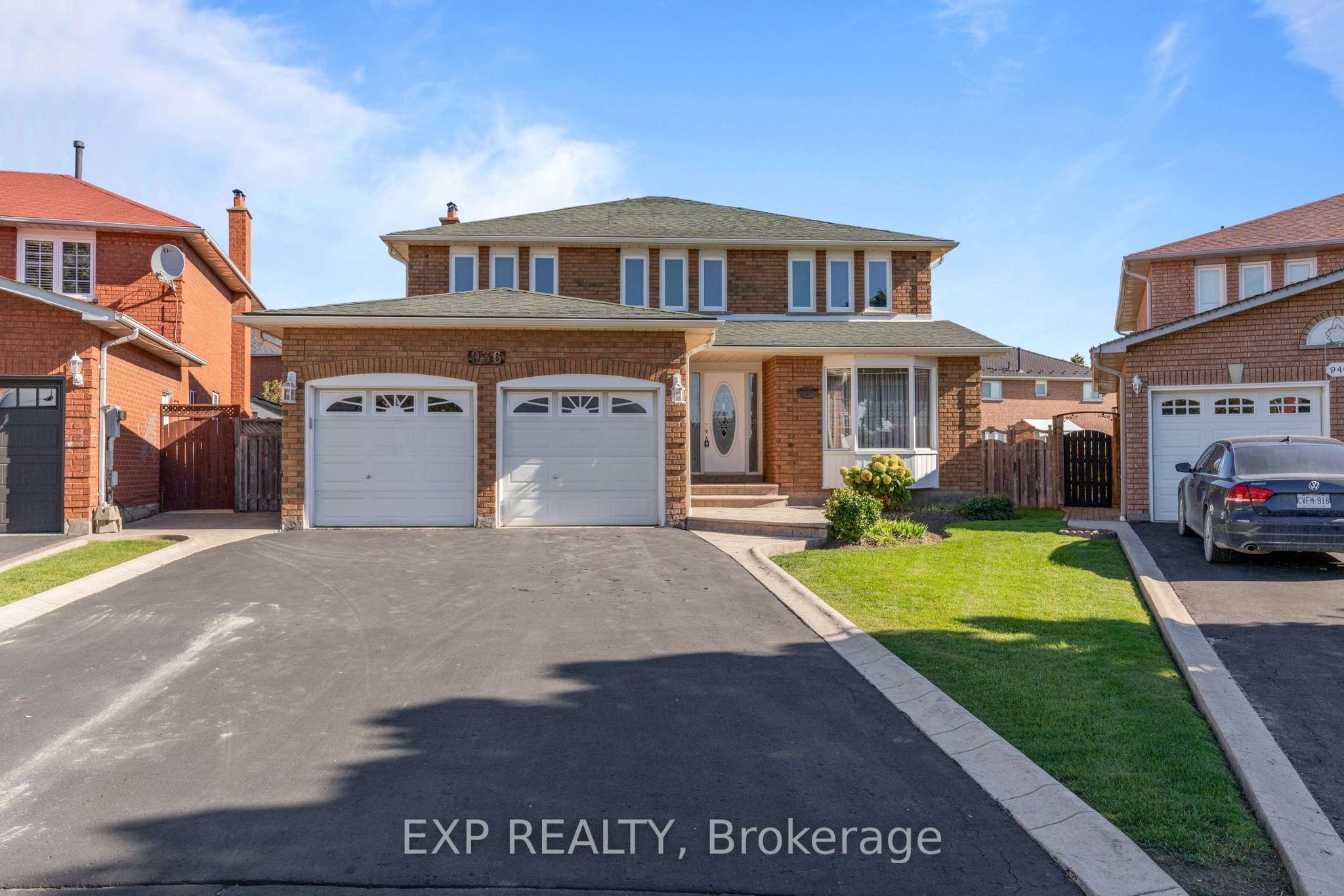 936 Summerbreeze Court Property Photo 1