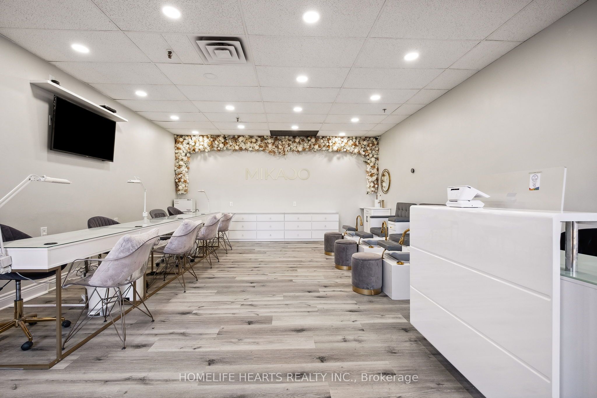 #106b - 2180 Credit Valley Road Property Photo 8