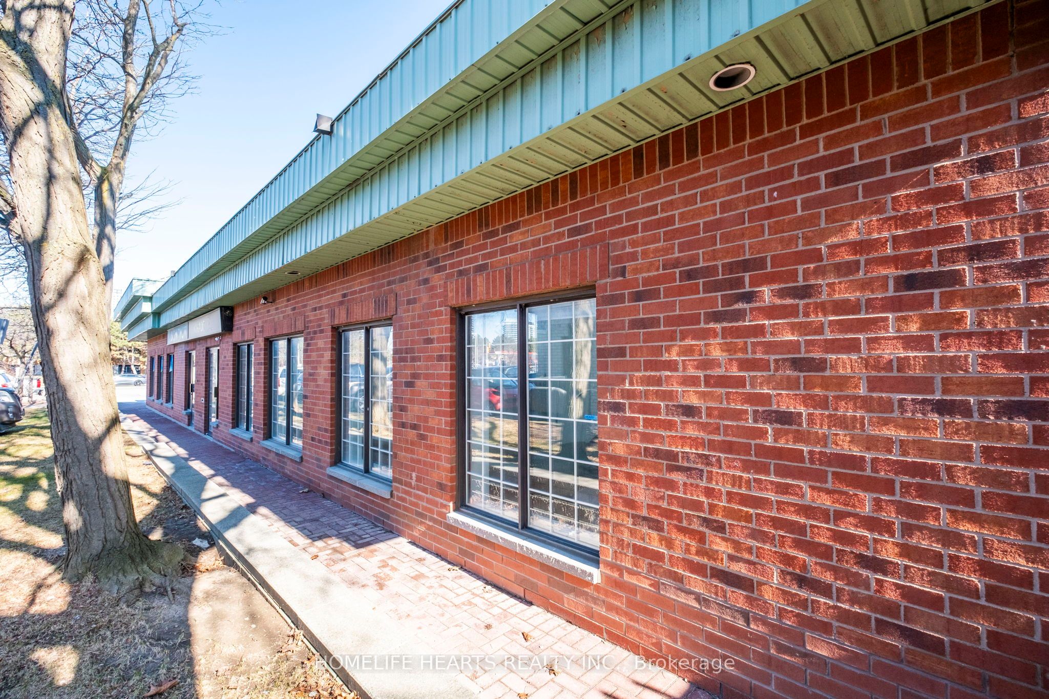 #106b - 2180 Credit Valley Road Property Photo 25