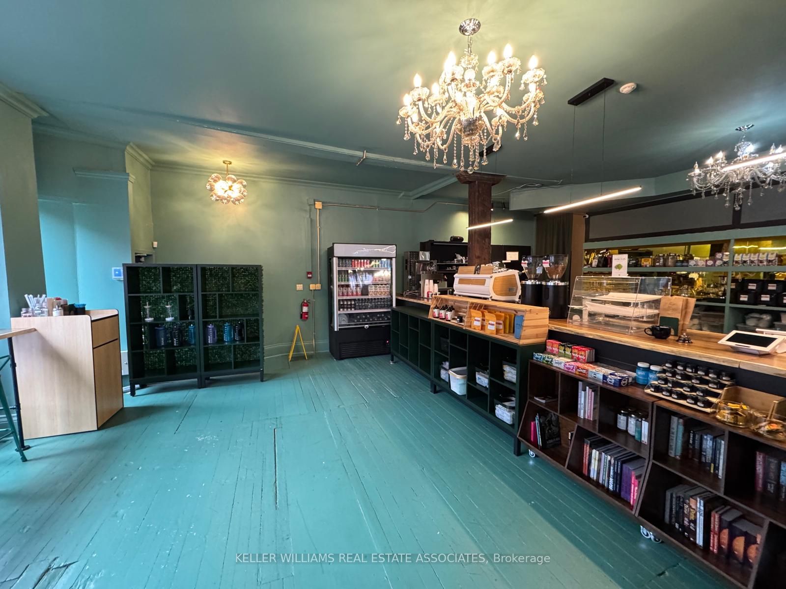 #a - 1267 Queen Street Property Photo 4