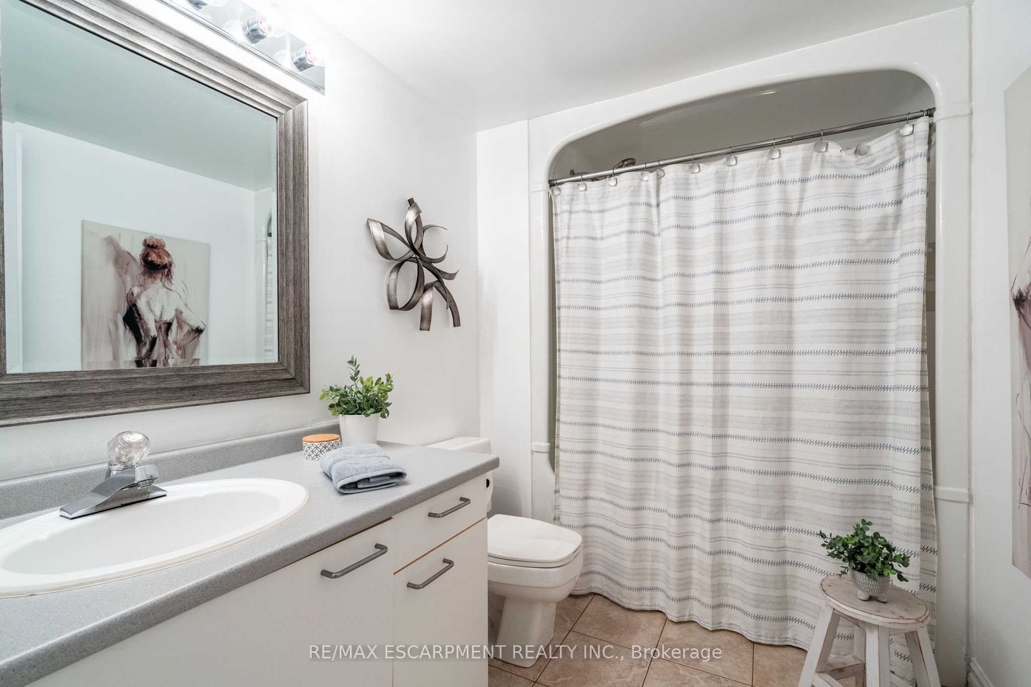 2040 Cleaver Avenue 318 Property Photo 14
