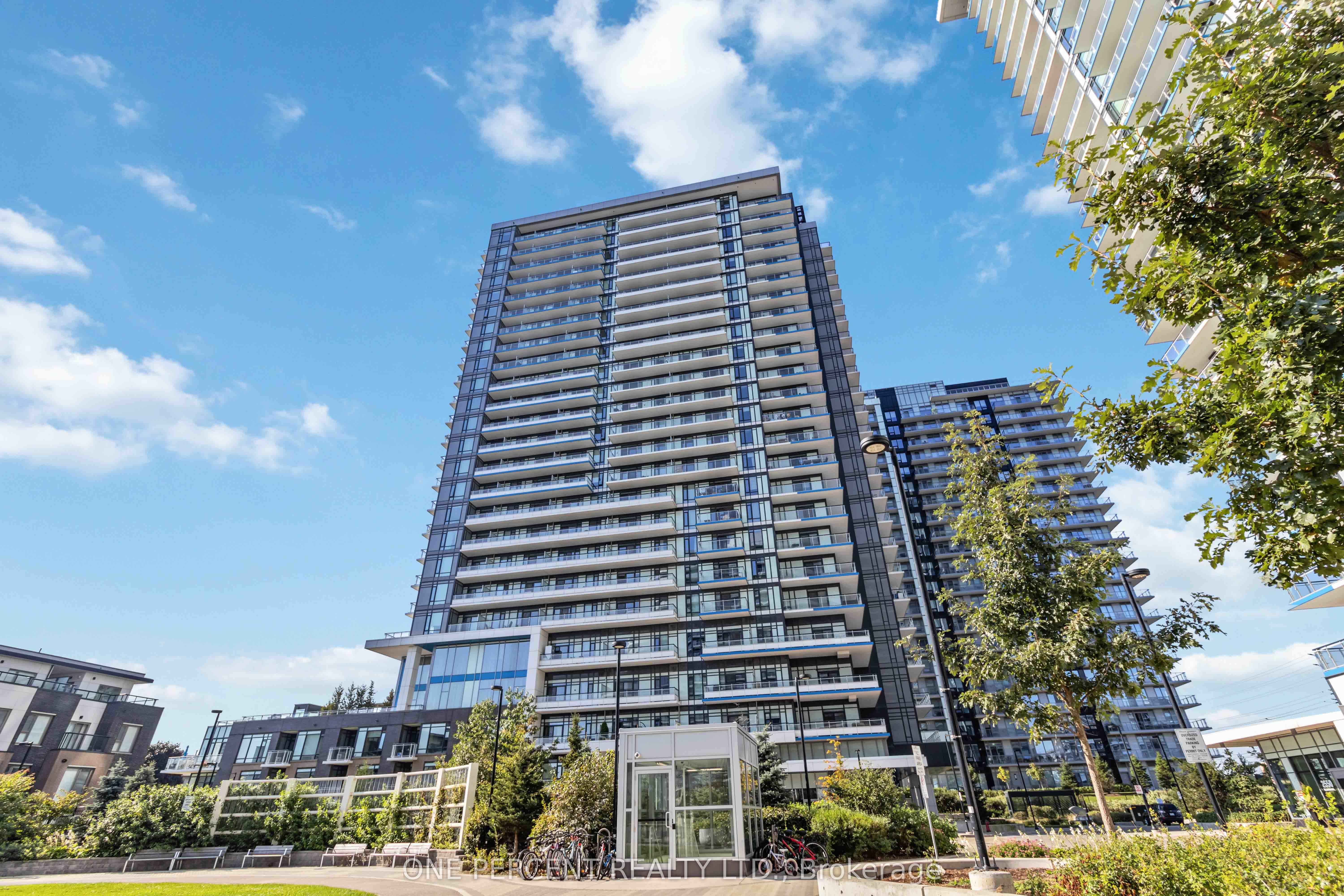 2560 Eglinton Ave W Property Photo