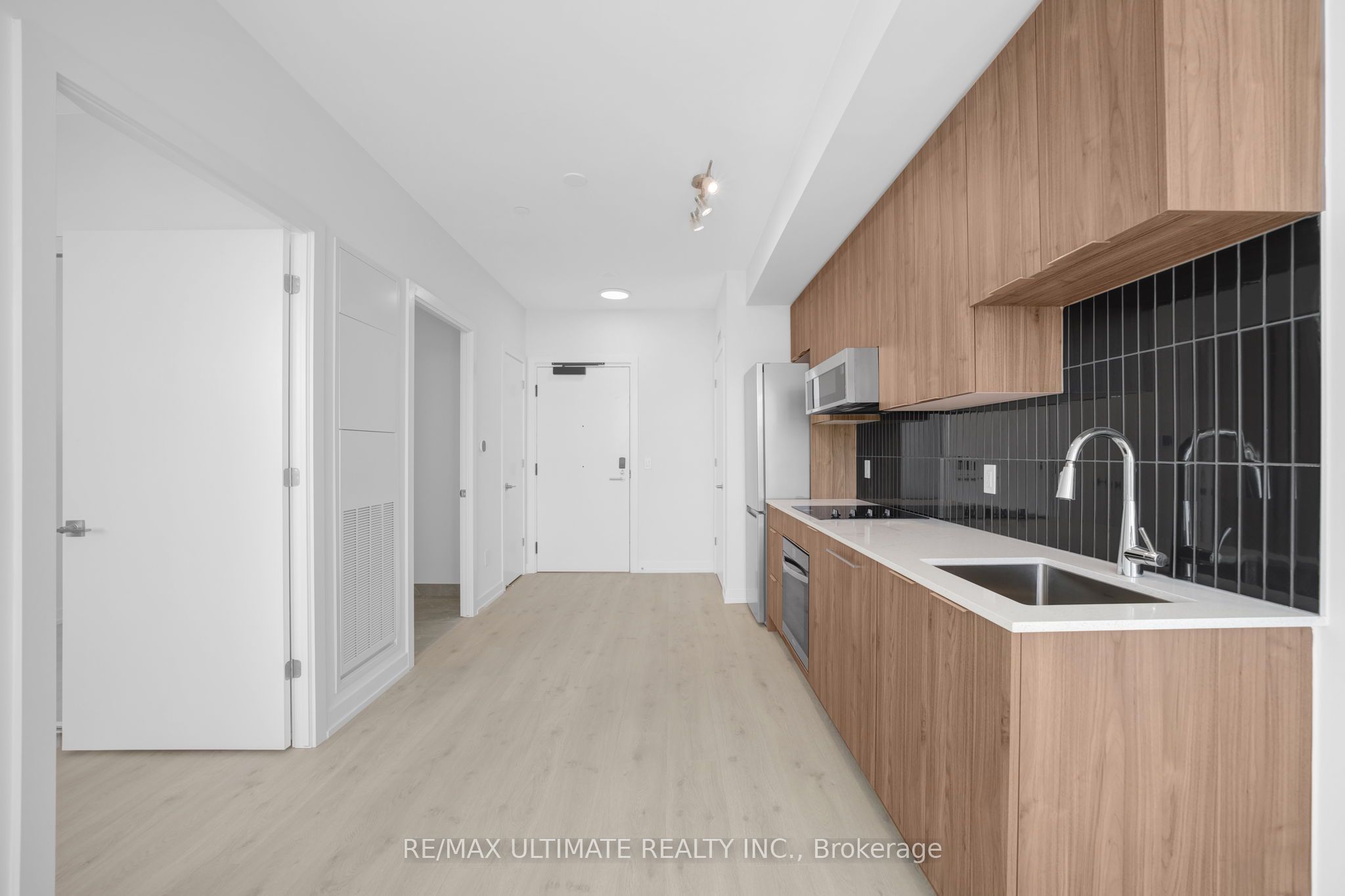 #612 - 2501 Saw Whet Boulevard Property Photo