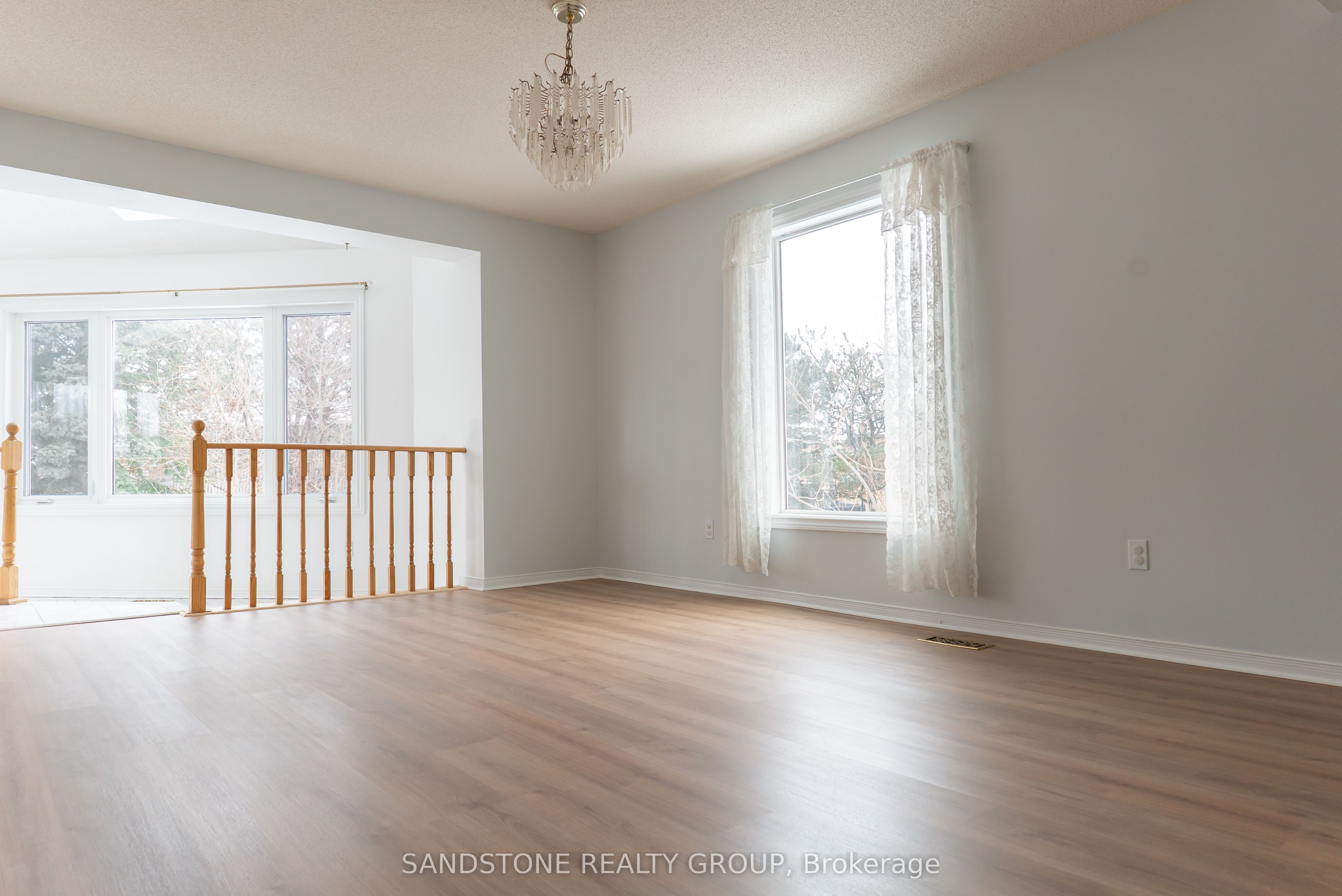 3050 Plum Tree Crescent Property Photo 12