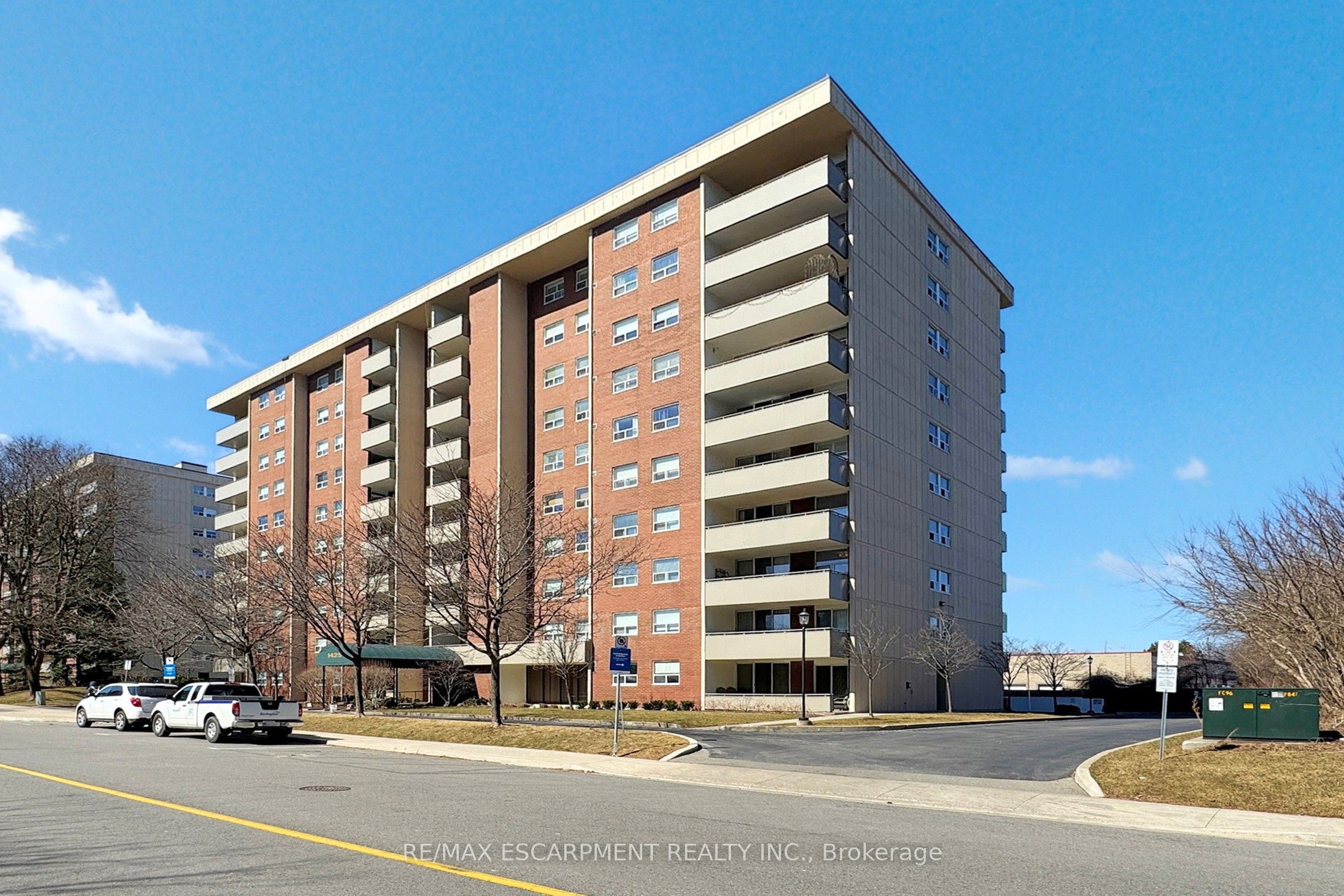 1425 Ghent Ave Property Photo
