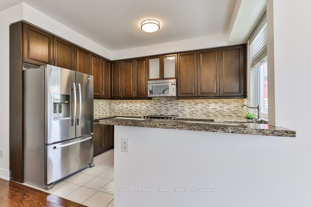 2032 Lakeshore Road Property Photo 7