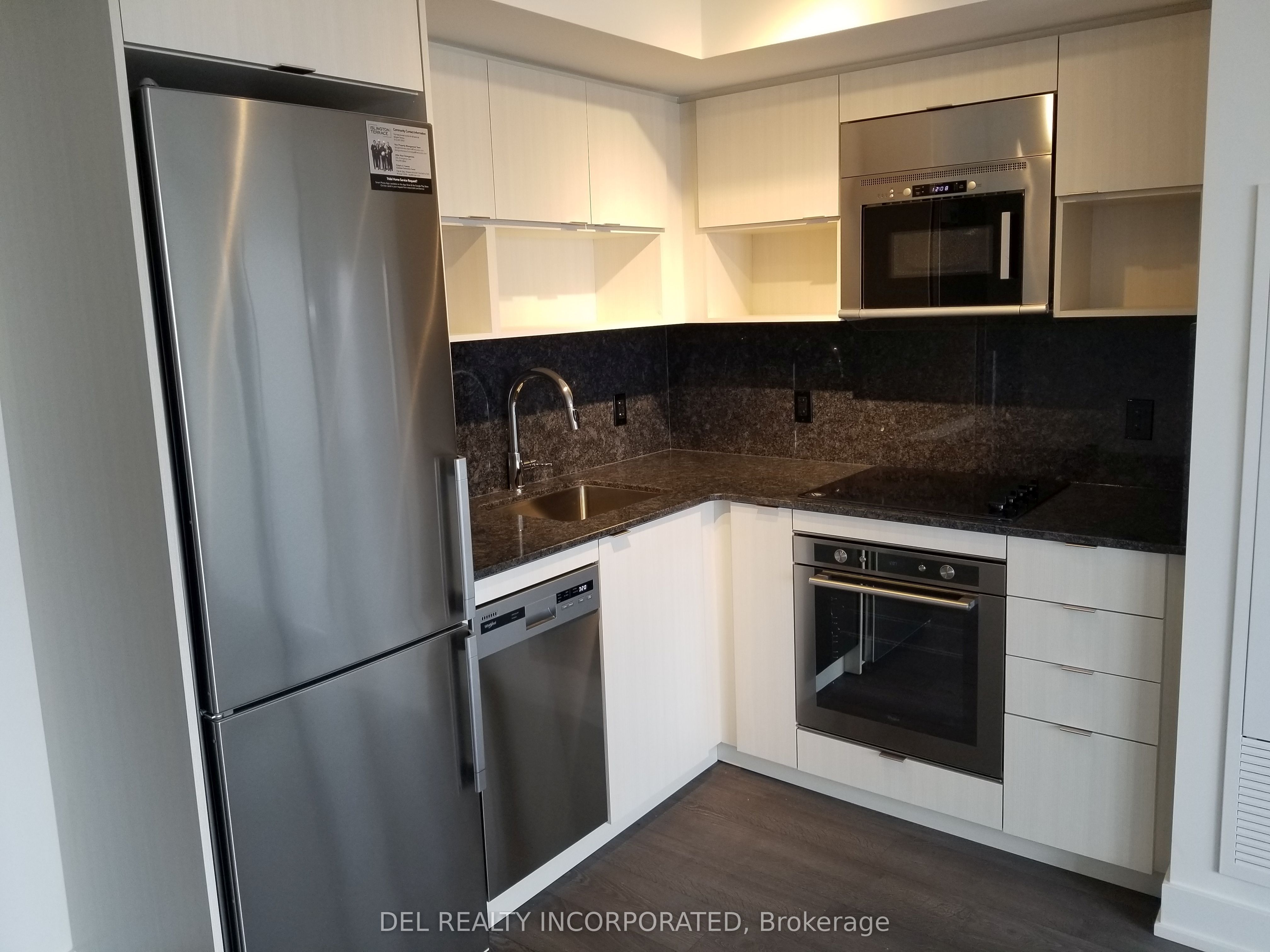 #2507 - 7 Mabelle Avenue Property Photo