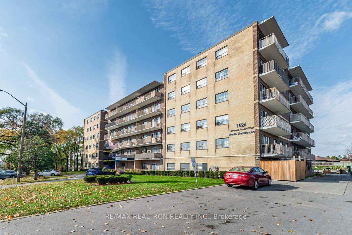 #101 - 1524 Lawrence Avenue Property Photo