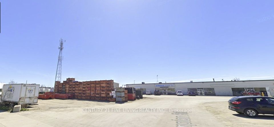75a N Queen Street Property Photo 3