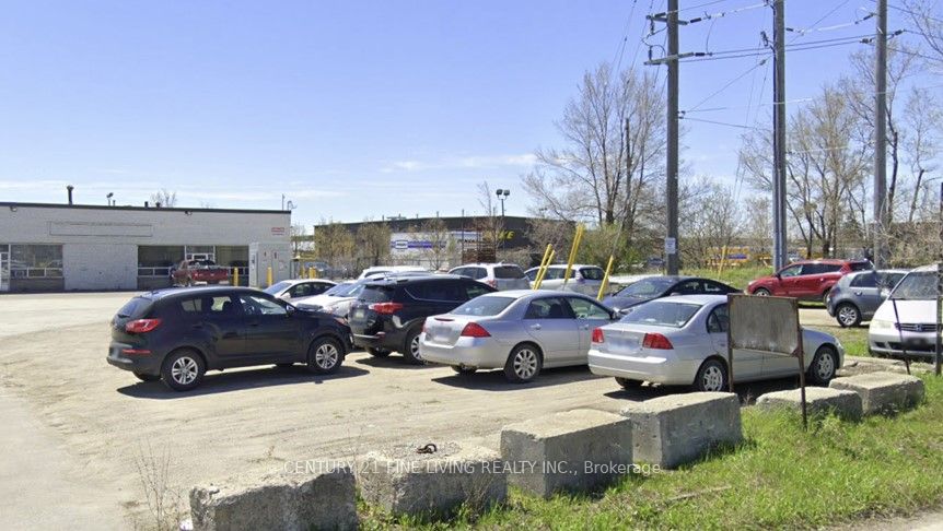 75a N Queen Street Property Photo 14