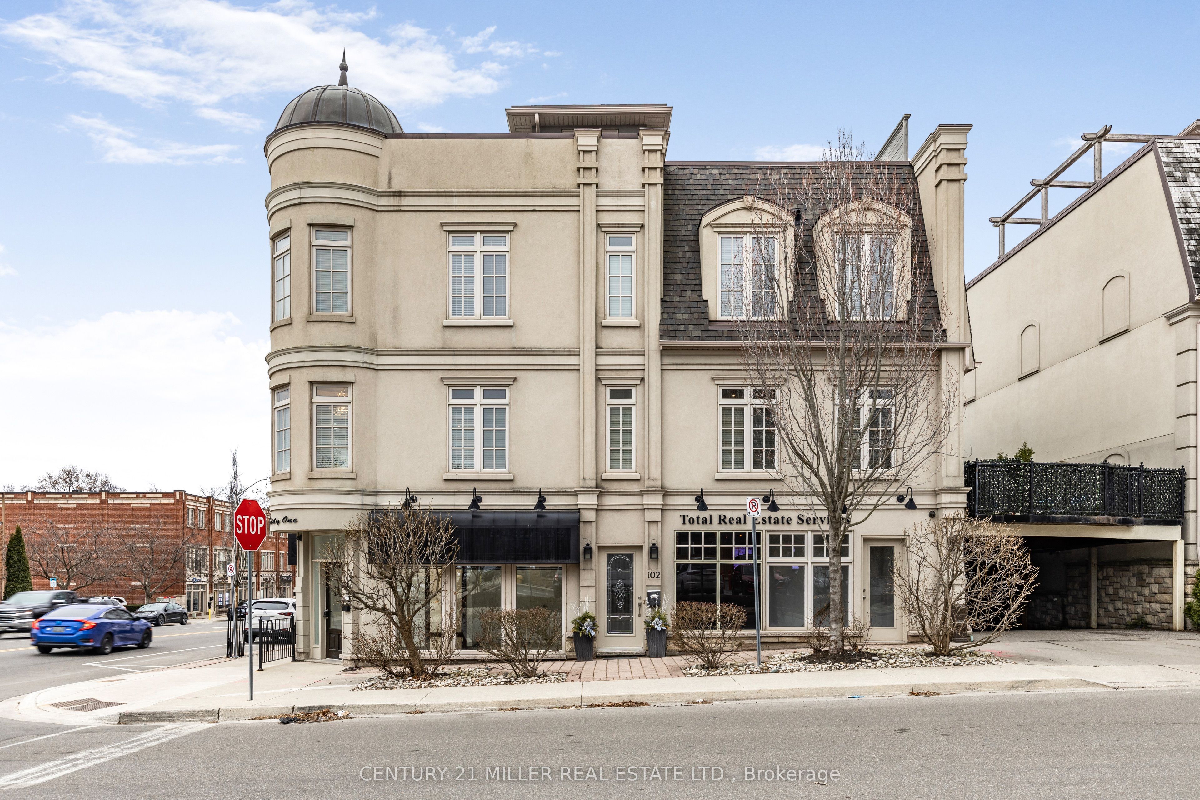 61 Lakeshore Road Property Photo 3