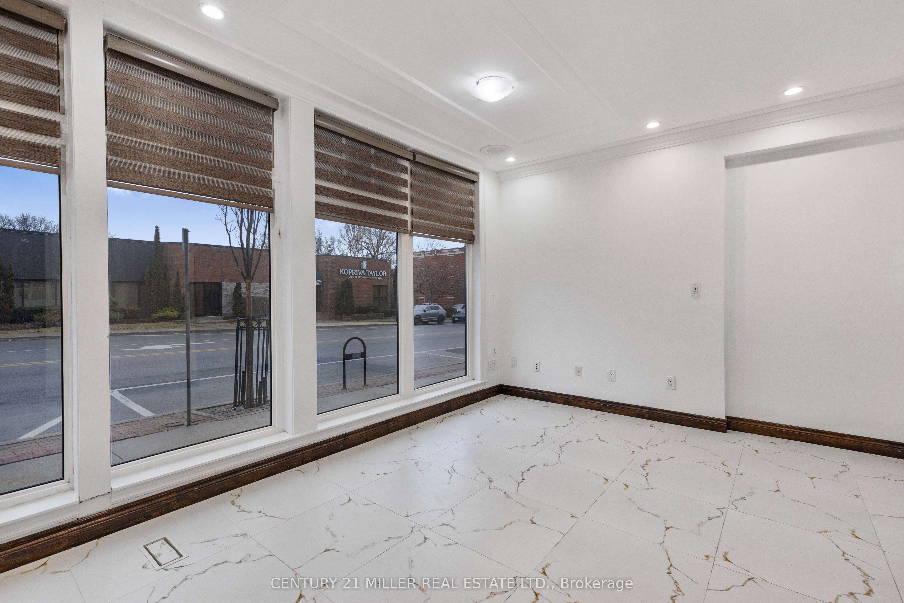 61 Lakeshore Road Property Photo 8
