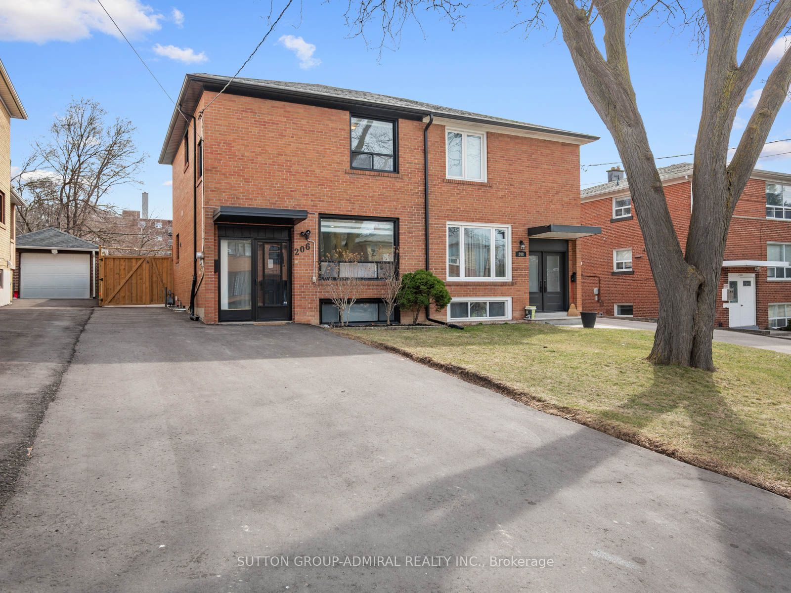206 Habitant Drive Property Photo 1