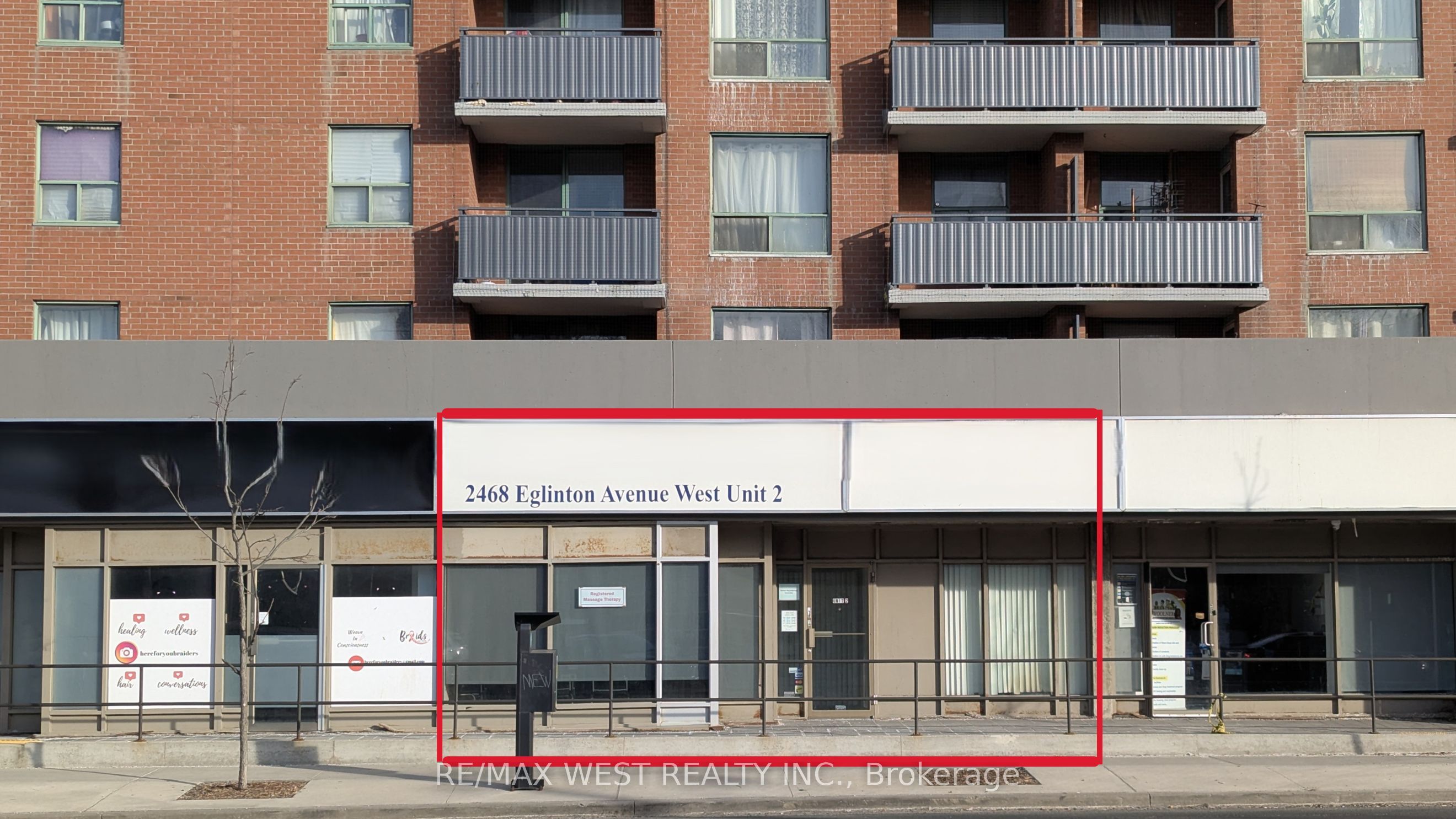 #unit 2 - 2468 Eglinton Avenue Property Photo 2