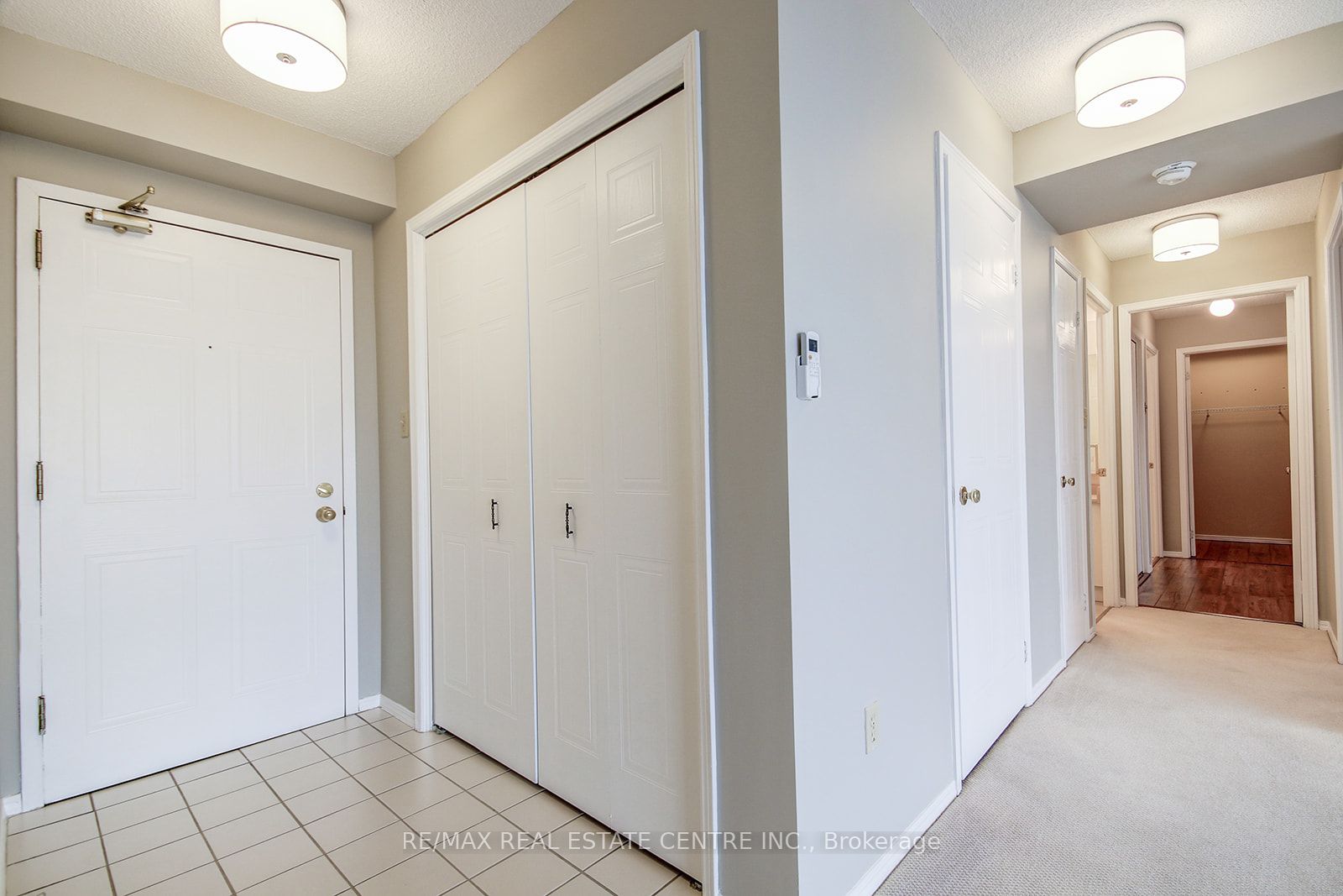 #302 - 26 Hall Road Property Photo 12