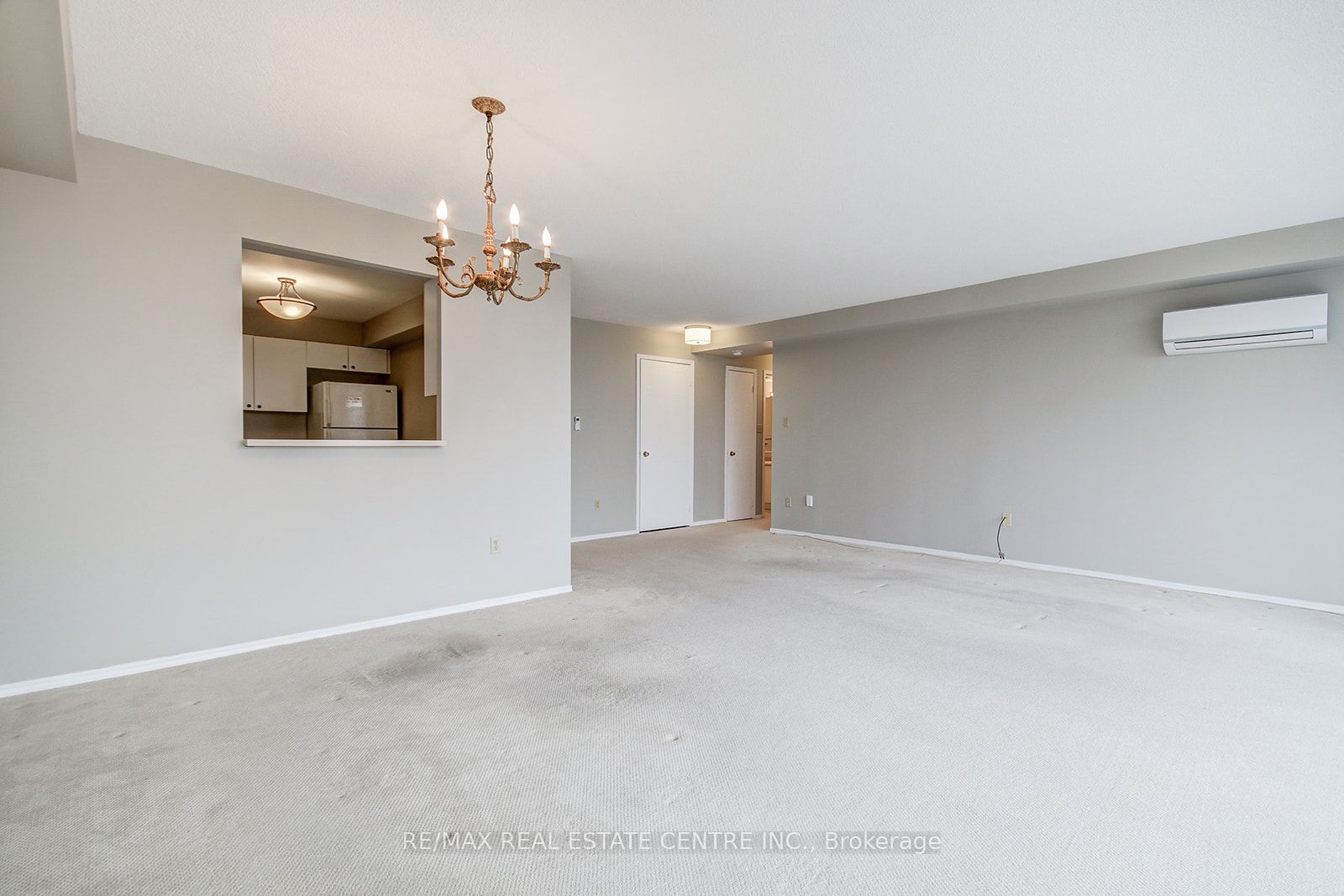 #302 - 26 Hall Road Property Photo 15