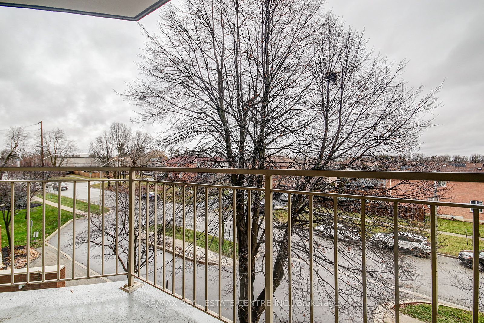 #302 - 26 Hall Road Property Photo 18