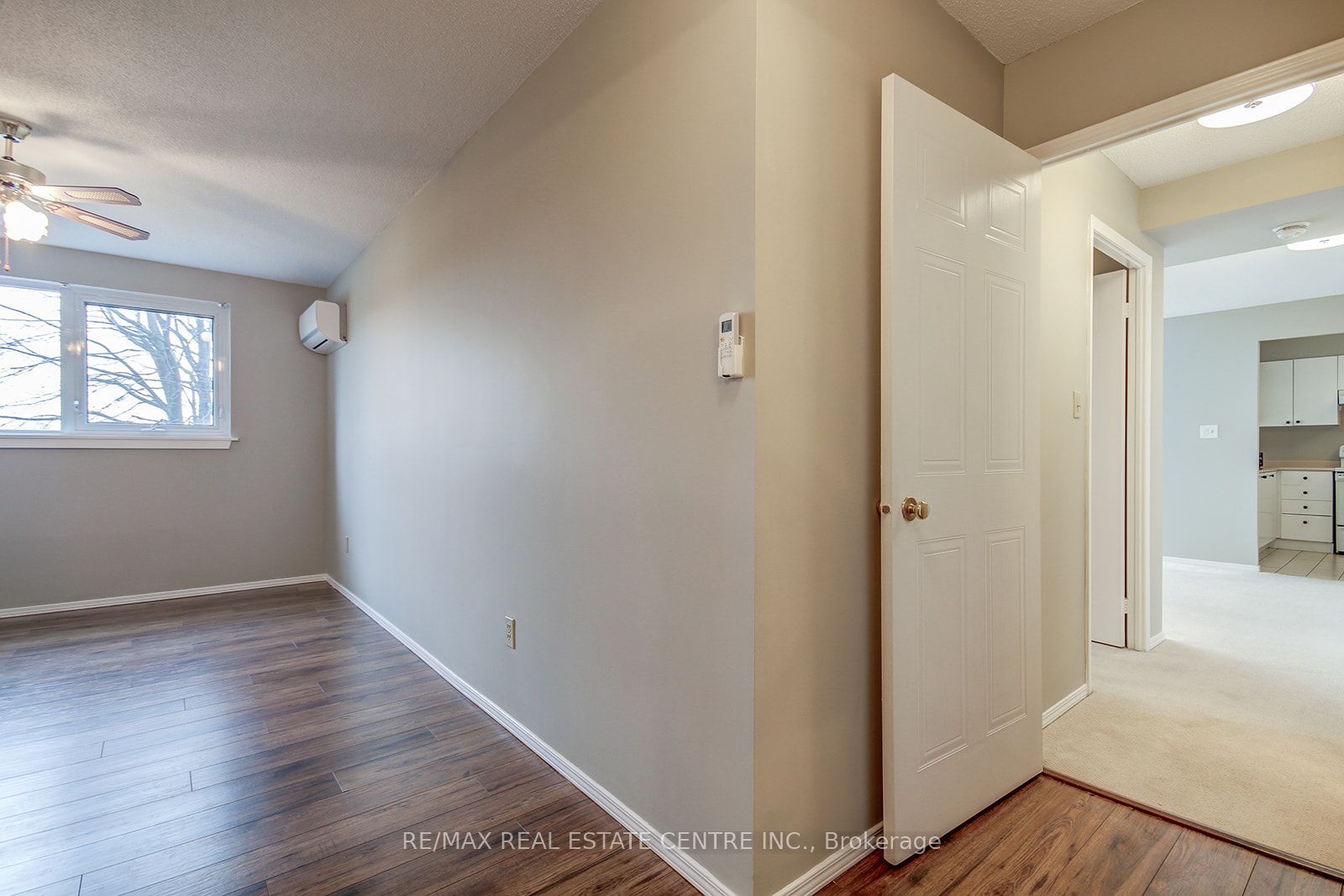 #302 - 26 Hall Road Property Photo 30