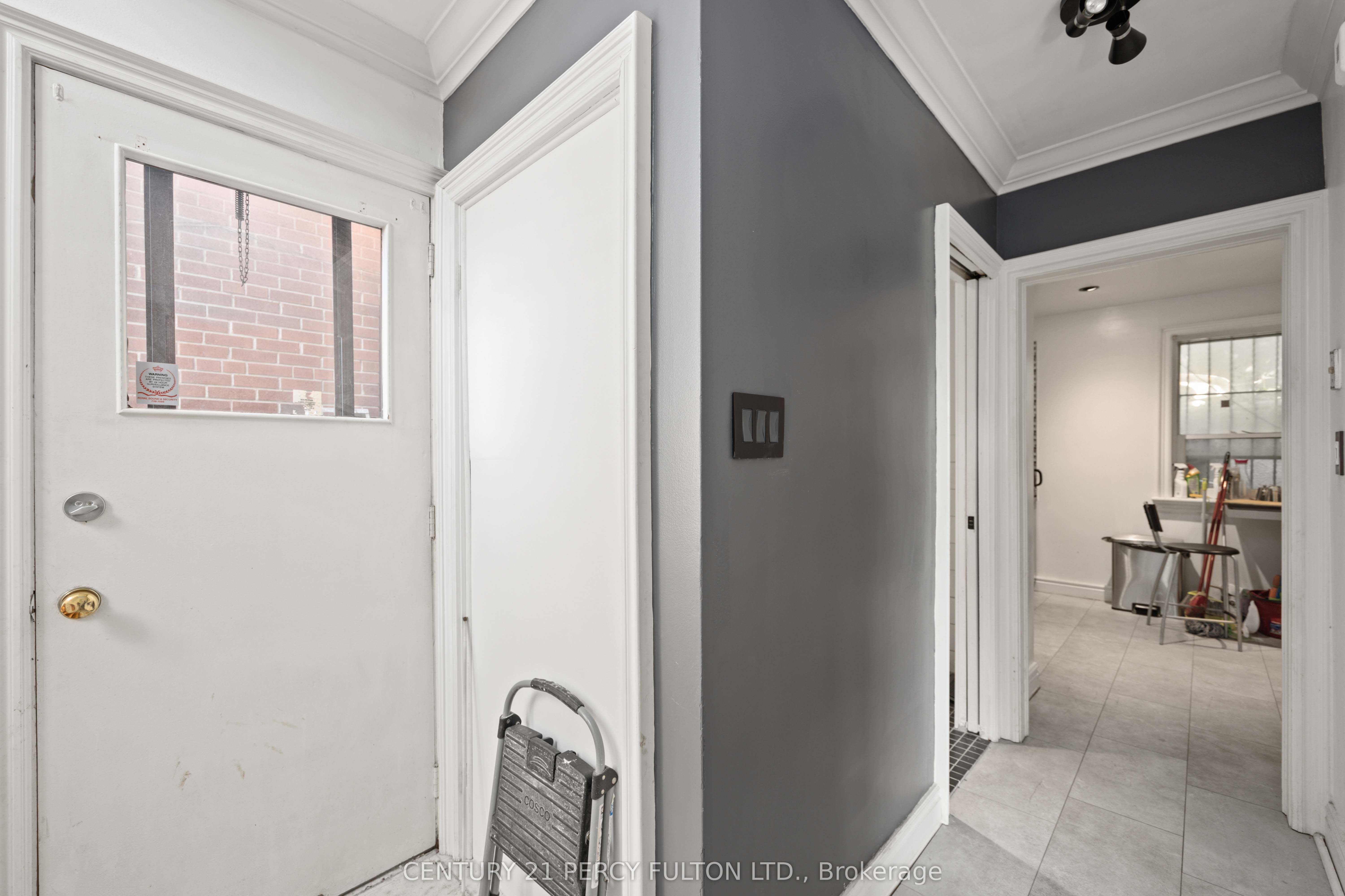 1344 Davenport Road Property Photo 3