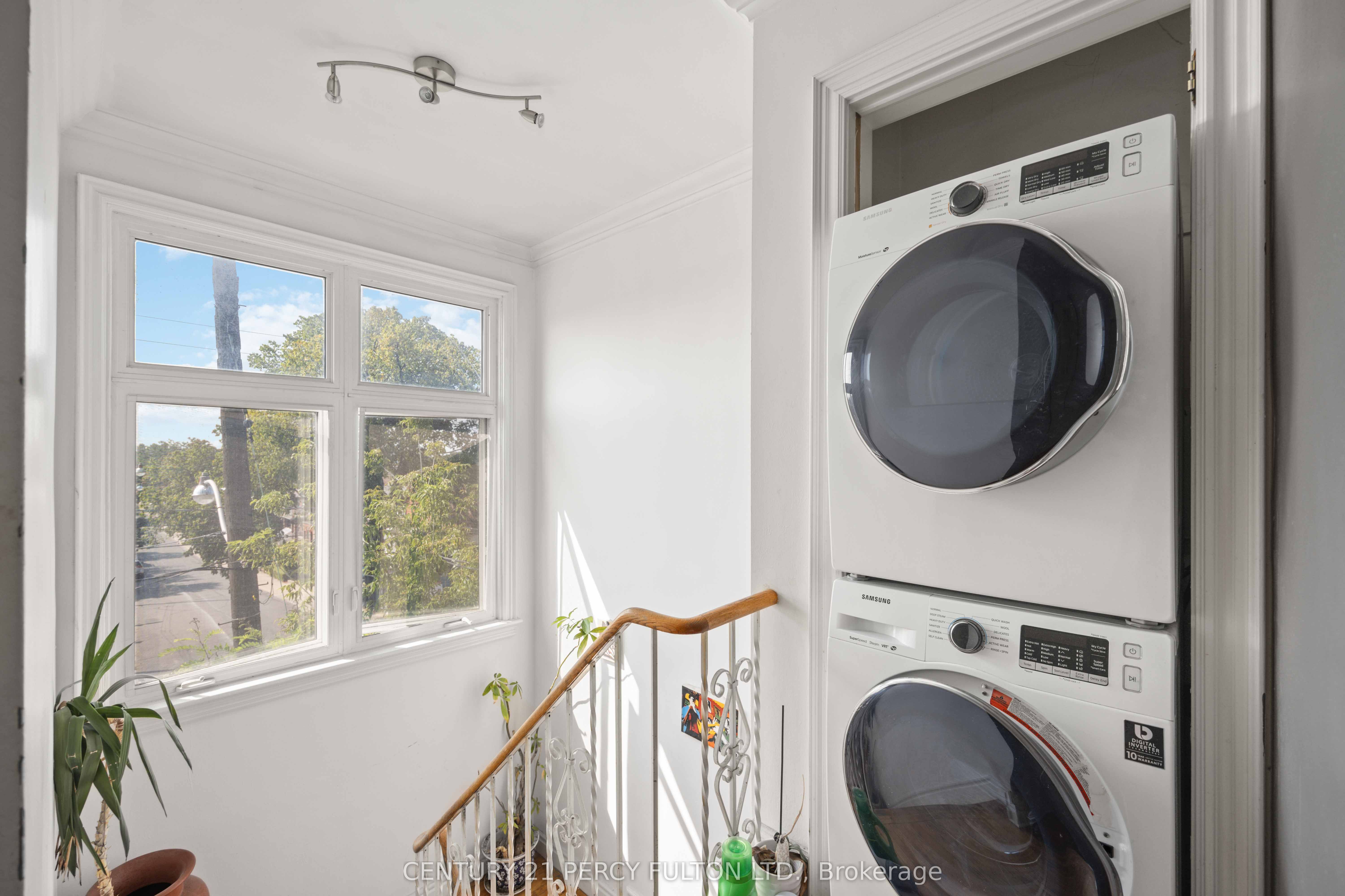 1344 Davenport Road Property Photo 13