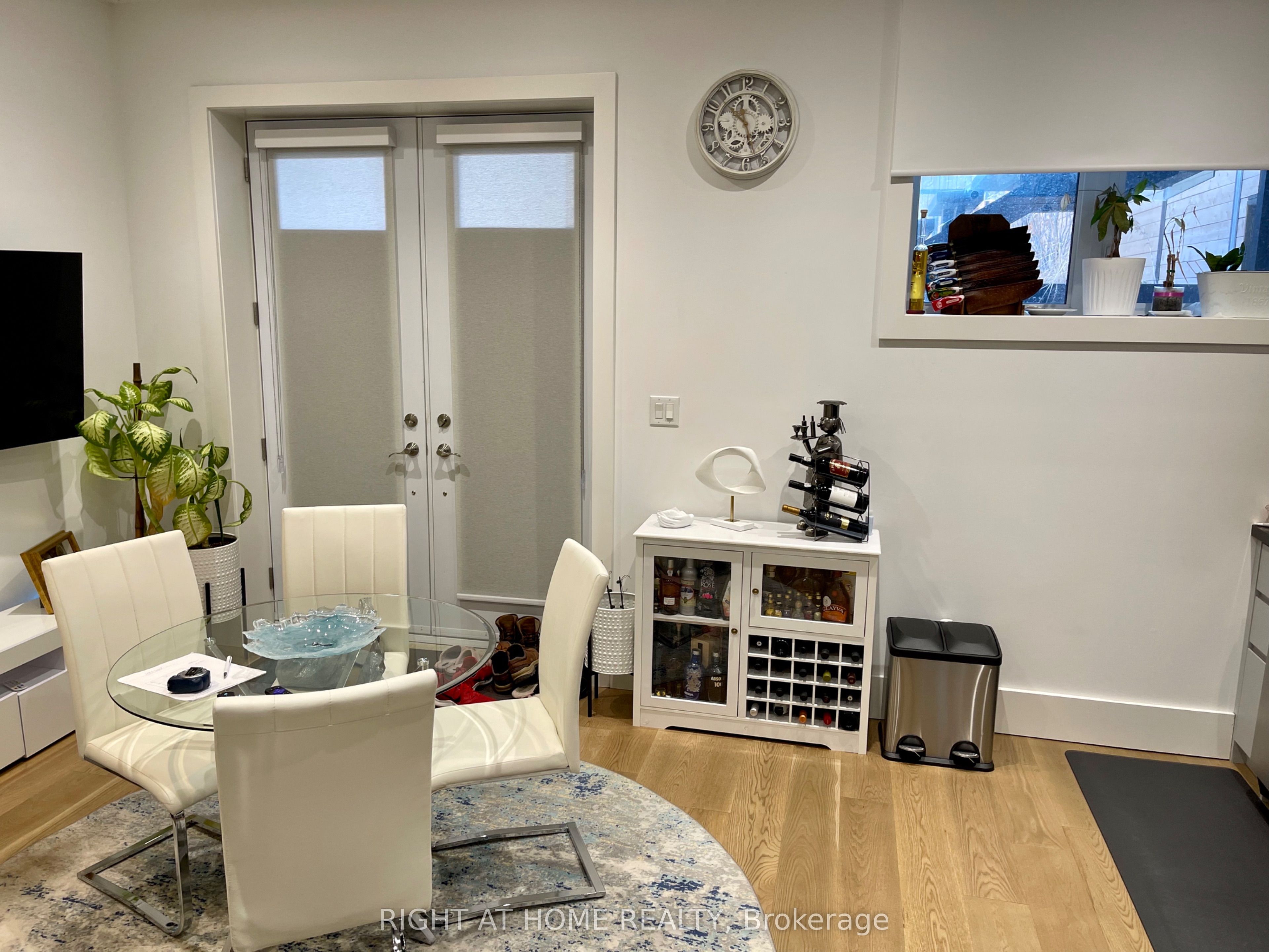 53 Chamberlain Avenue Lower Property Photo 3