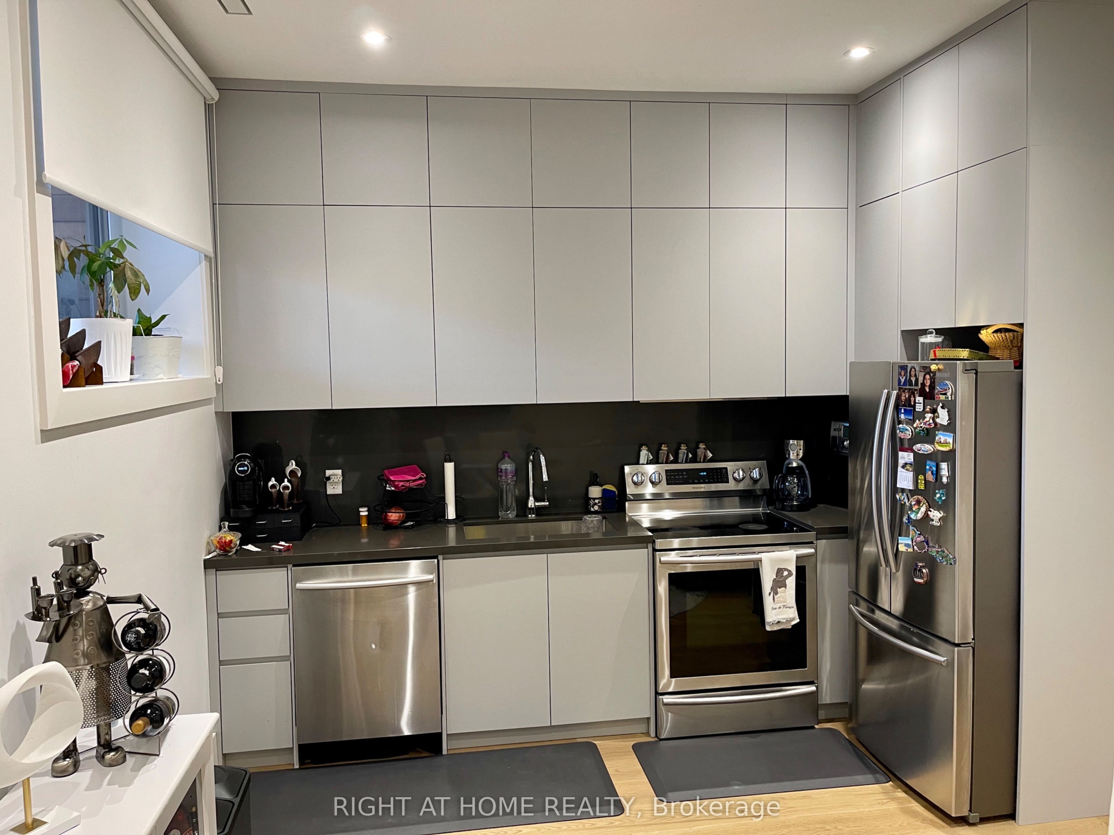 53 Chamberlain Avenue Lower Property Photo 5