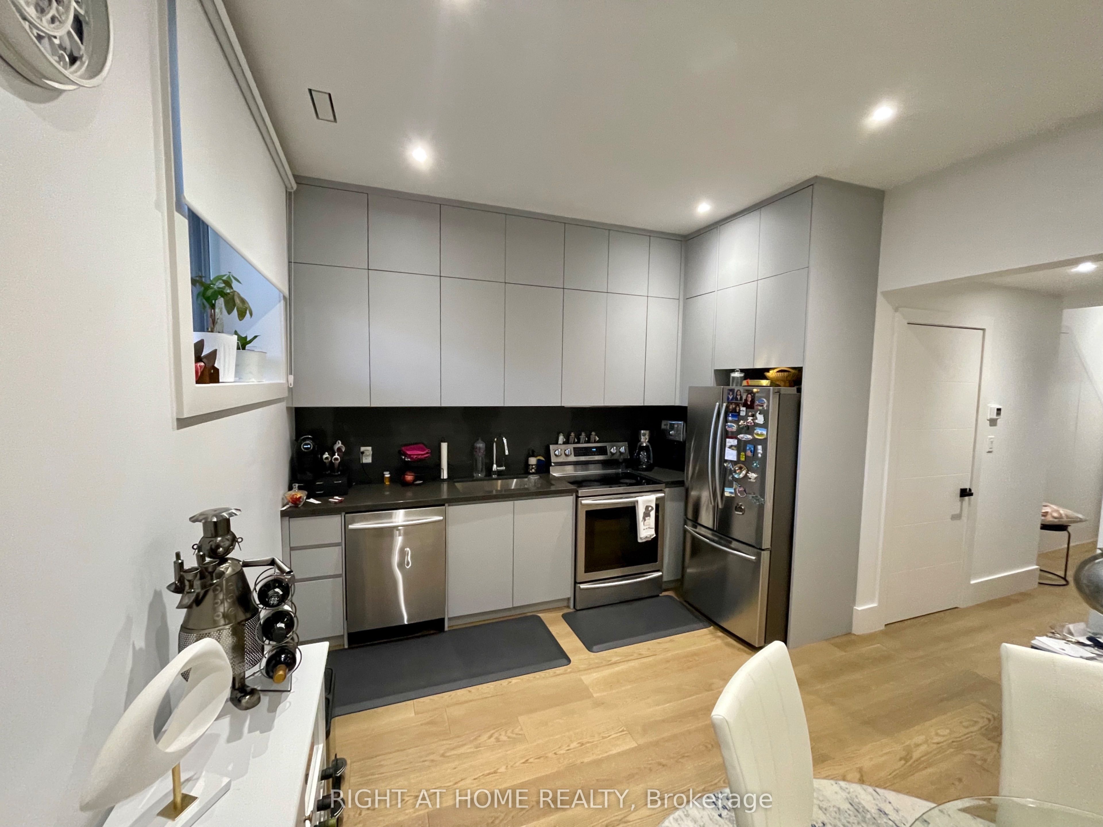 53 Chamberlain Avenue Lower Property Photo 6