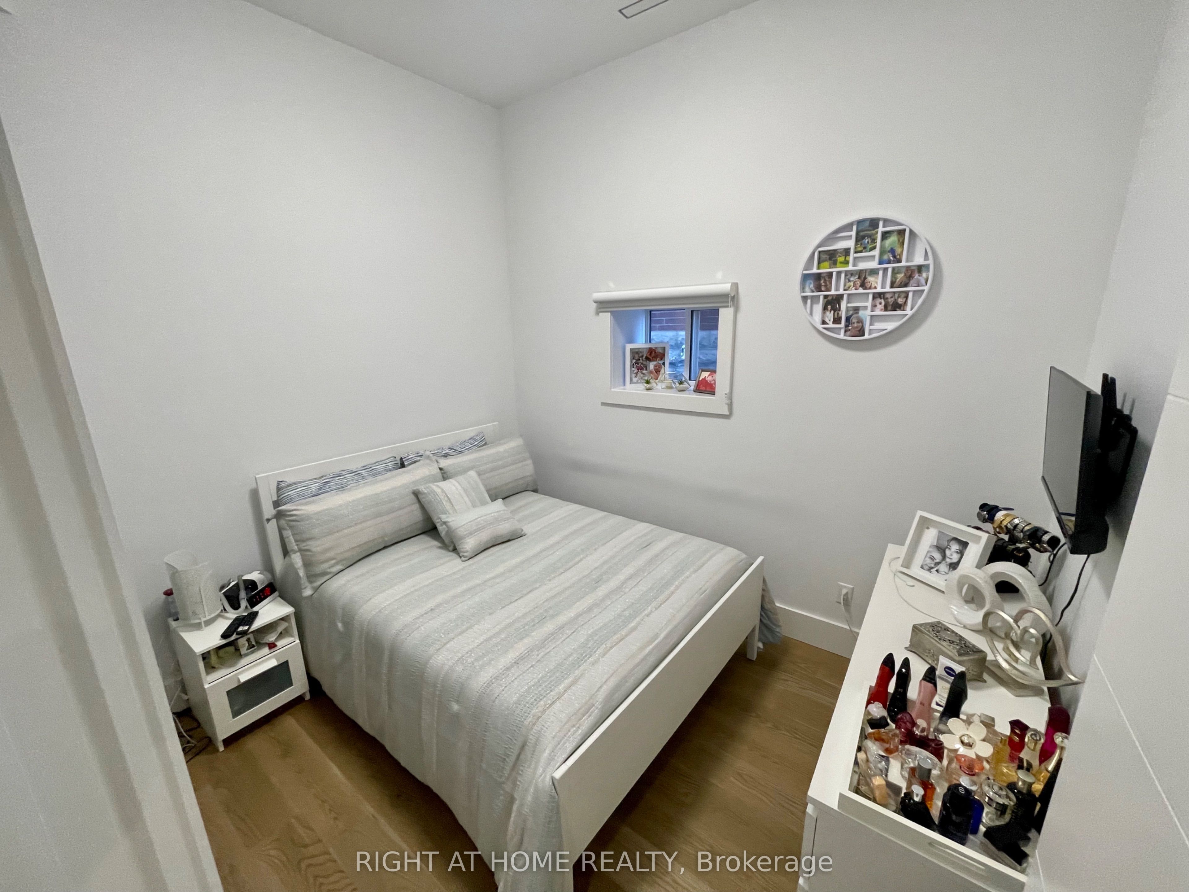 53 Chamberlain Avenue Lower Property Photo 9