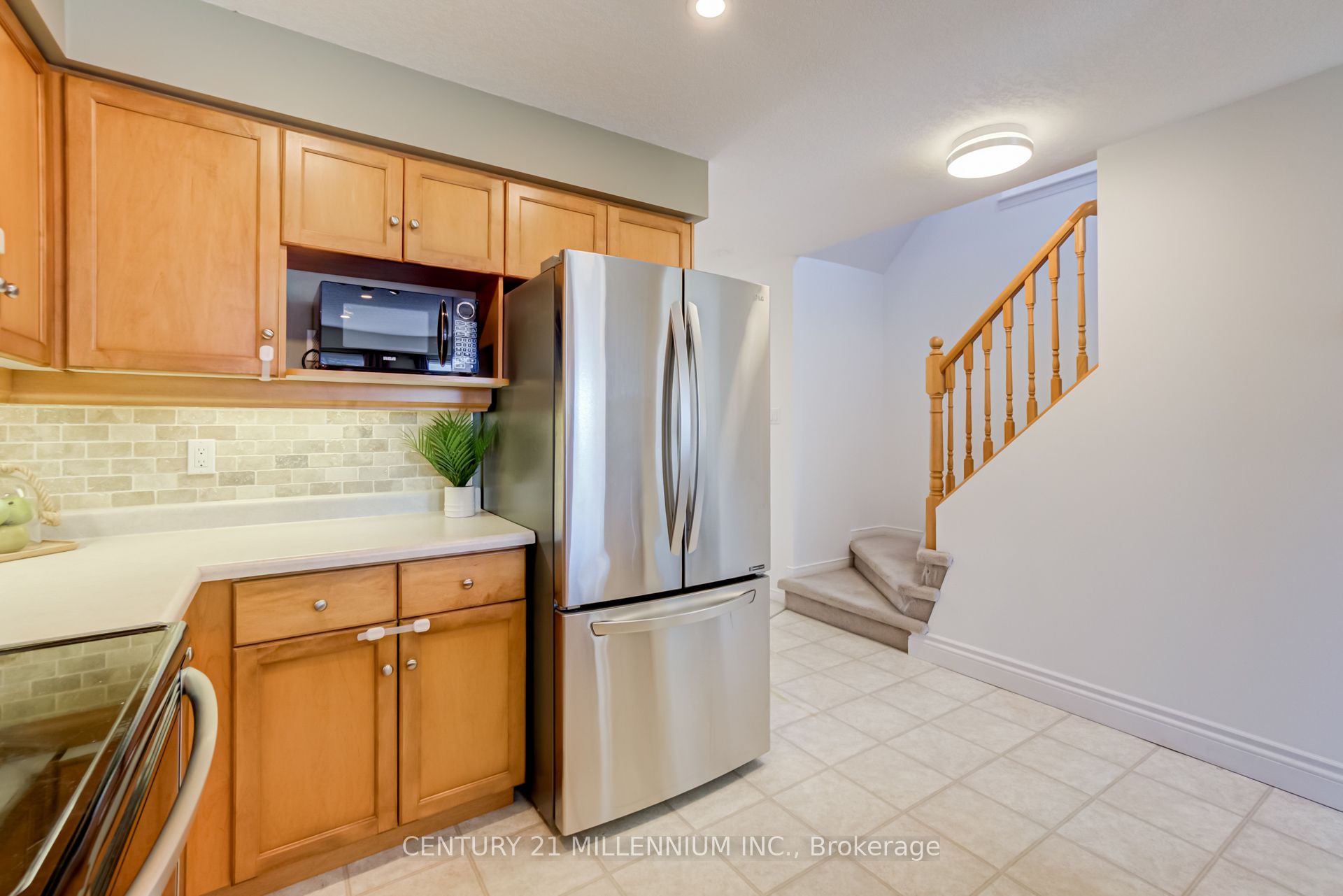 127 Biscayne Crescent Property Photo 17