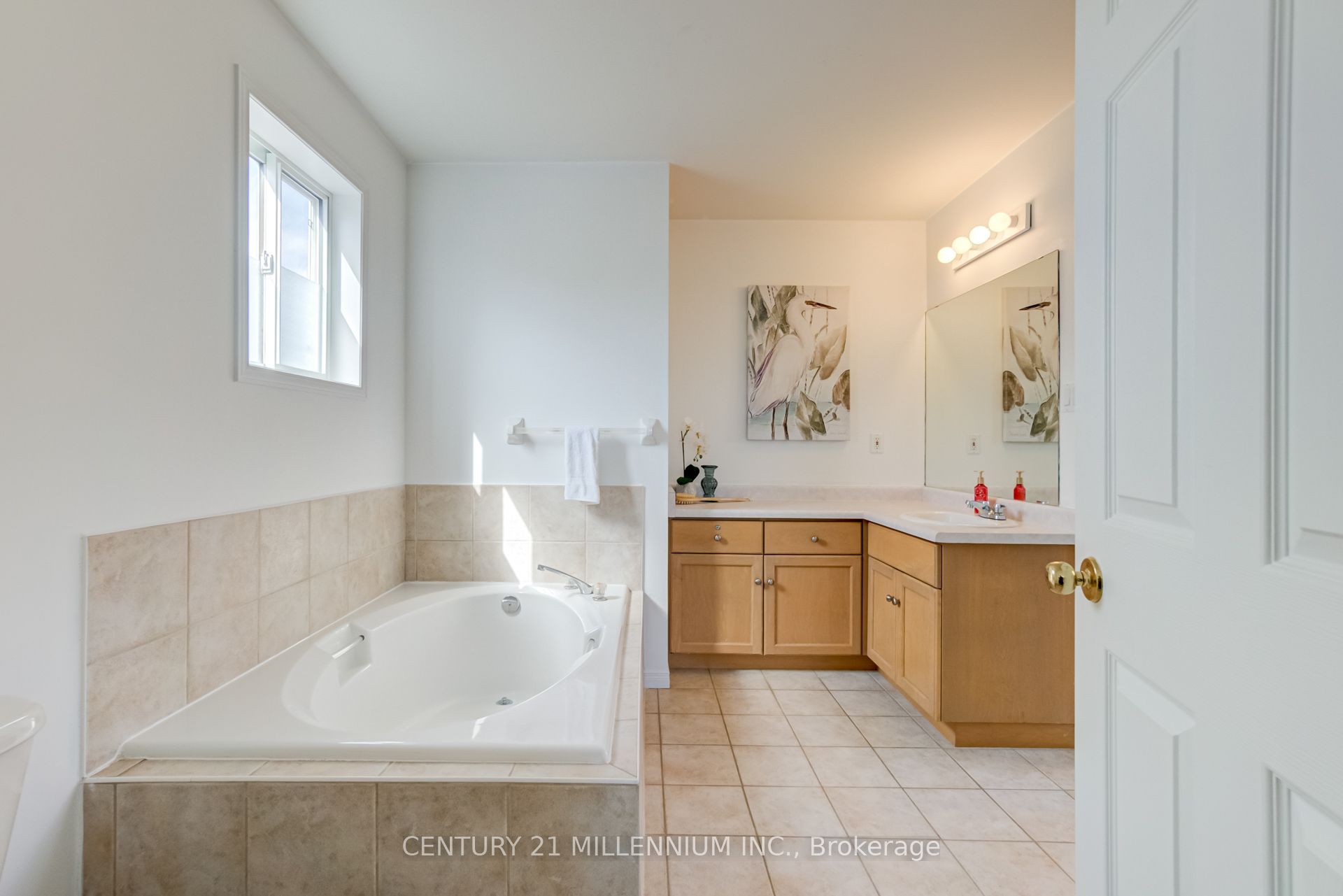 127 Biscayne Crescent Property Photo 26