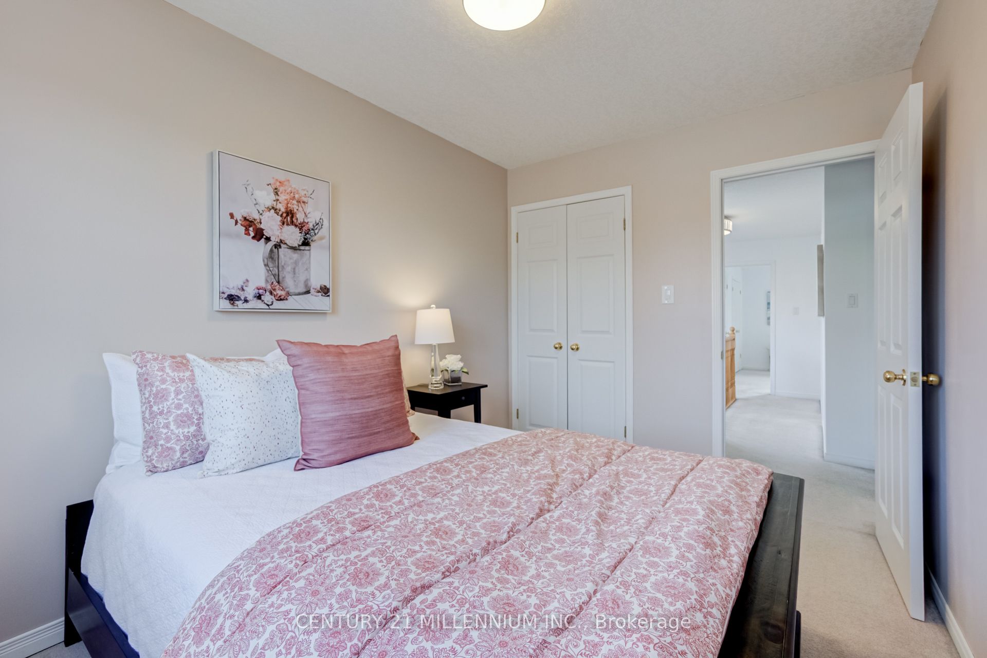 127 Biscayne Crescent Property Photo 31