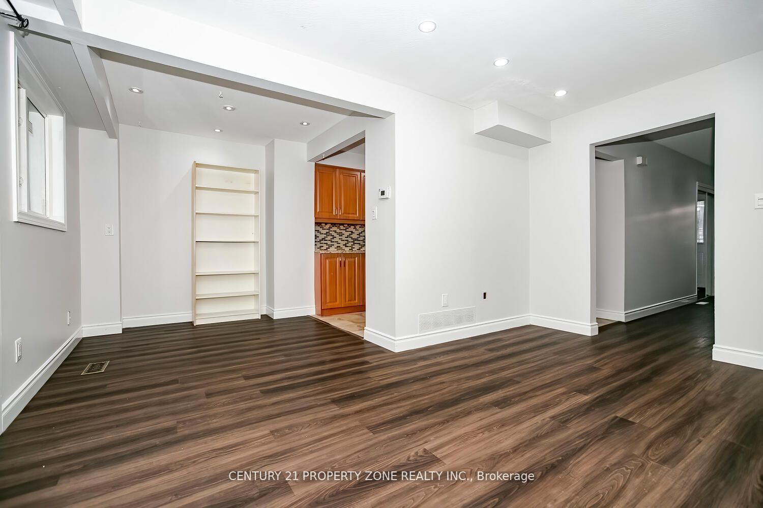 #96 - 400 Mississauga Valley Boulevard Property Photo 9