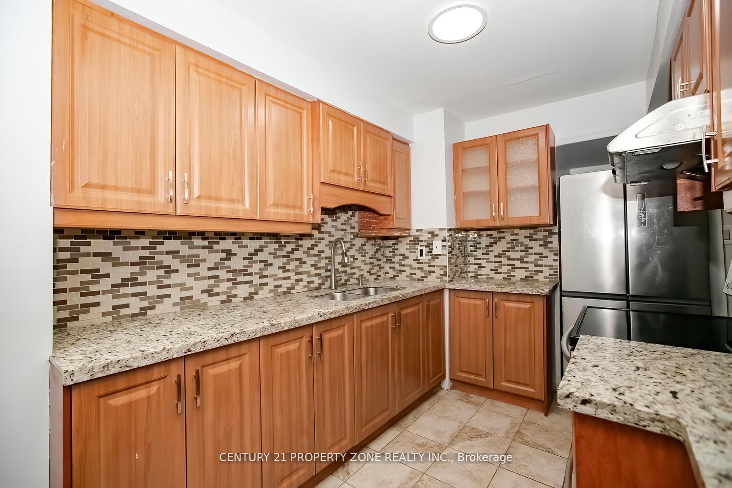 #96 - 400 Mississauga Valley Boulevard Property Photo 13