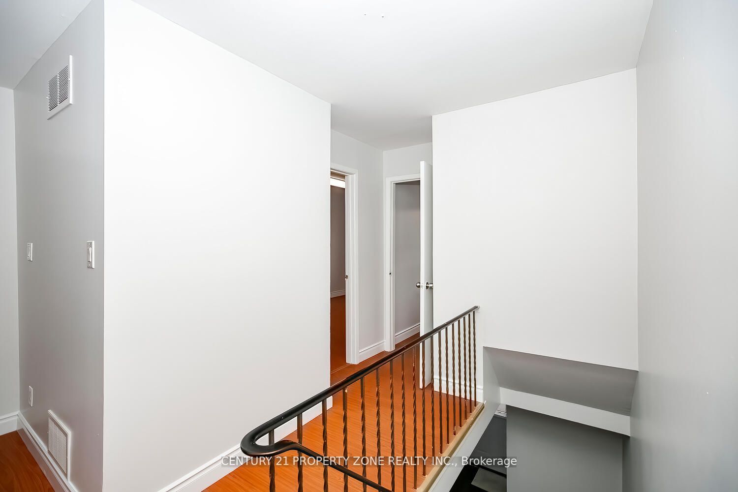 #96 - 400 Mississauga Valley Boulevard Property Photo 18