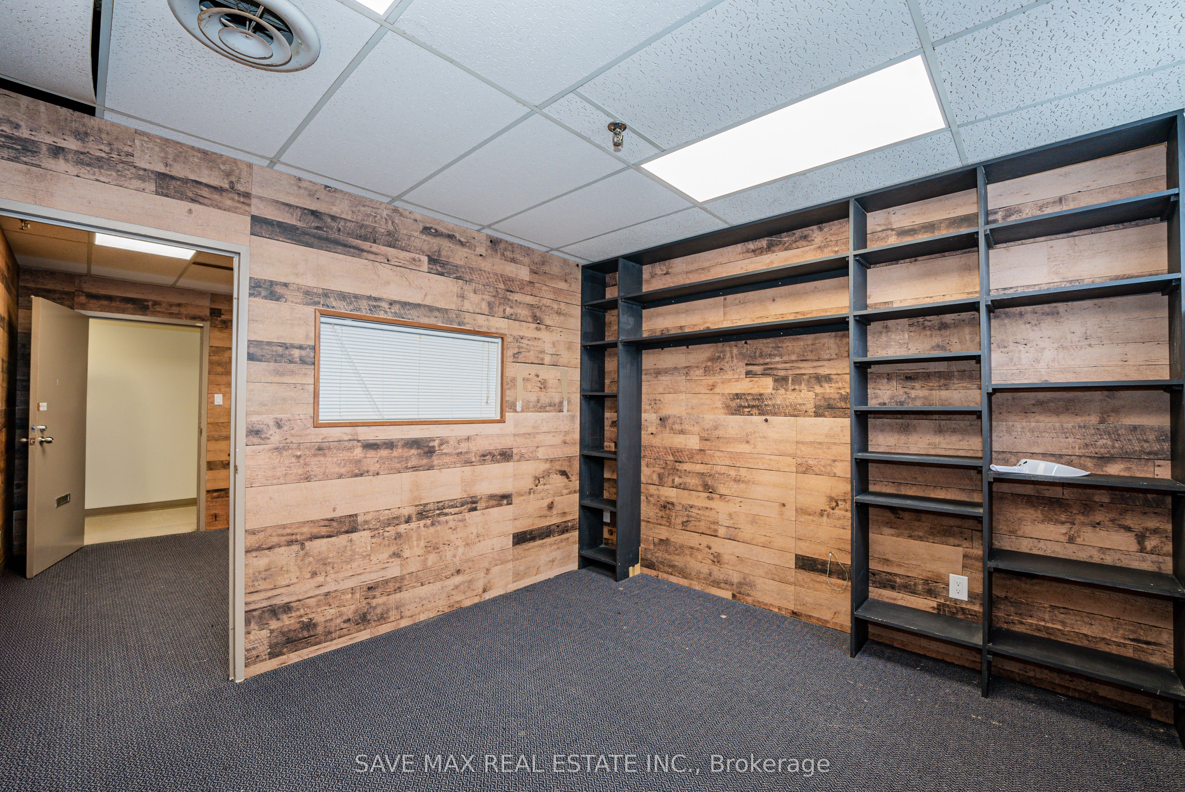 #81 - 2455 Cawthra Road Property Photo 9