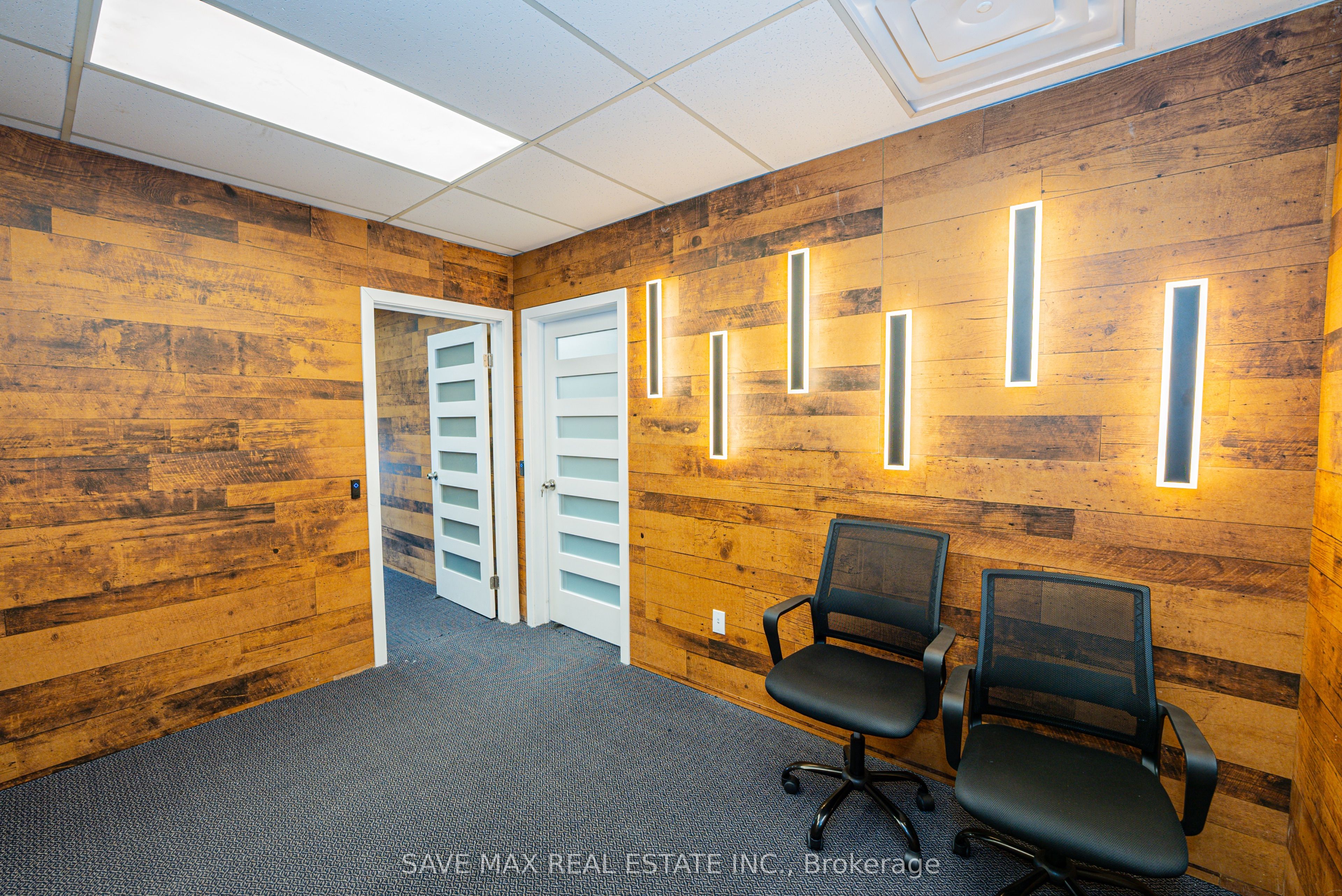 #82 - 2455 Cawthra Road Property Photo 6