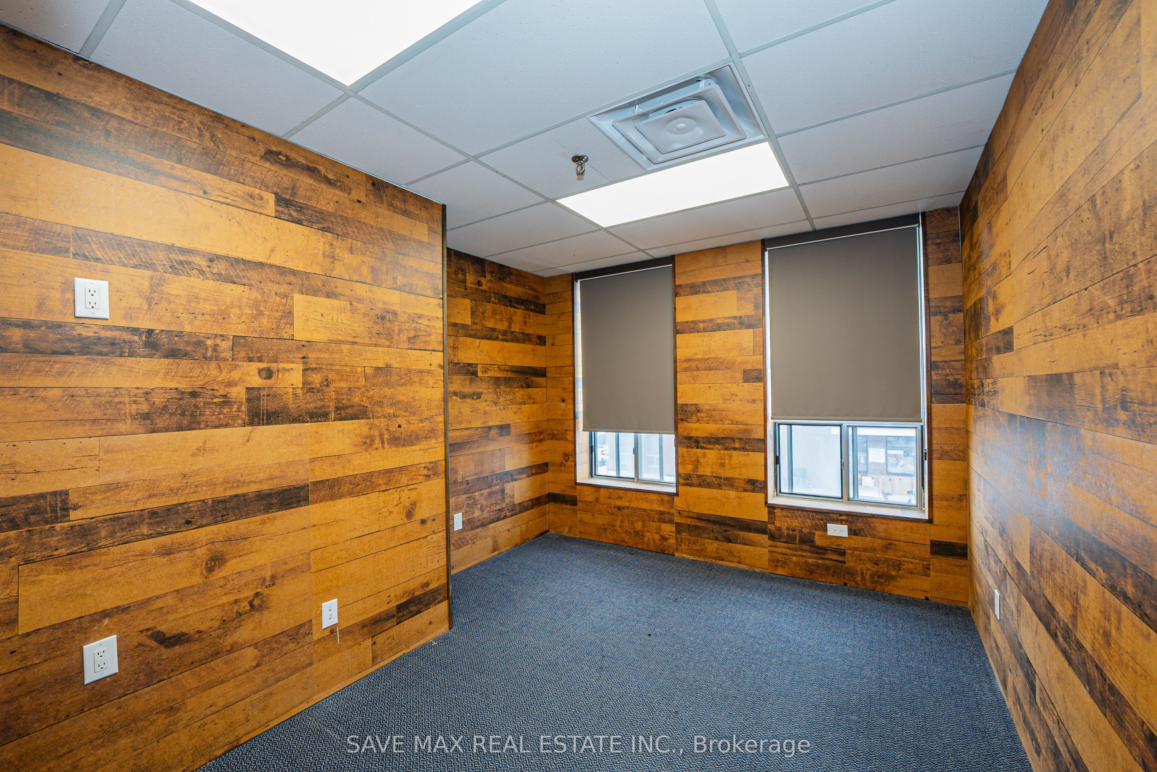 #82 - 2455 Cawthra Road Property Photo 8