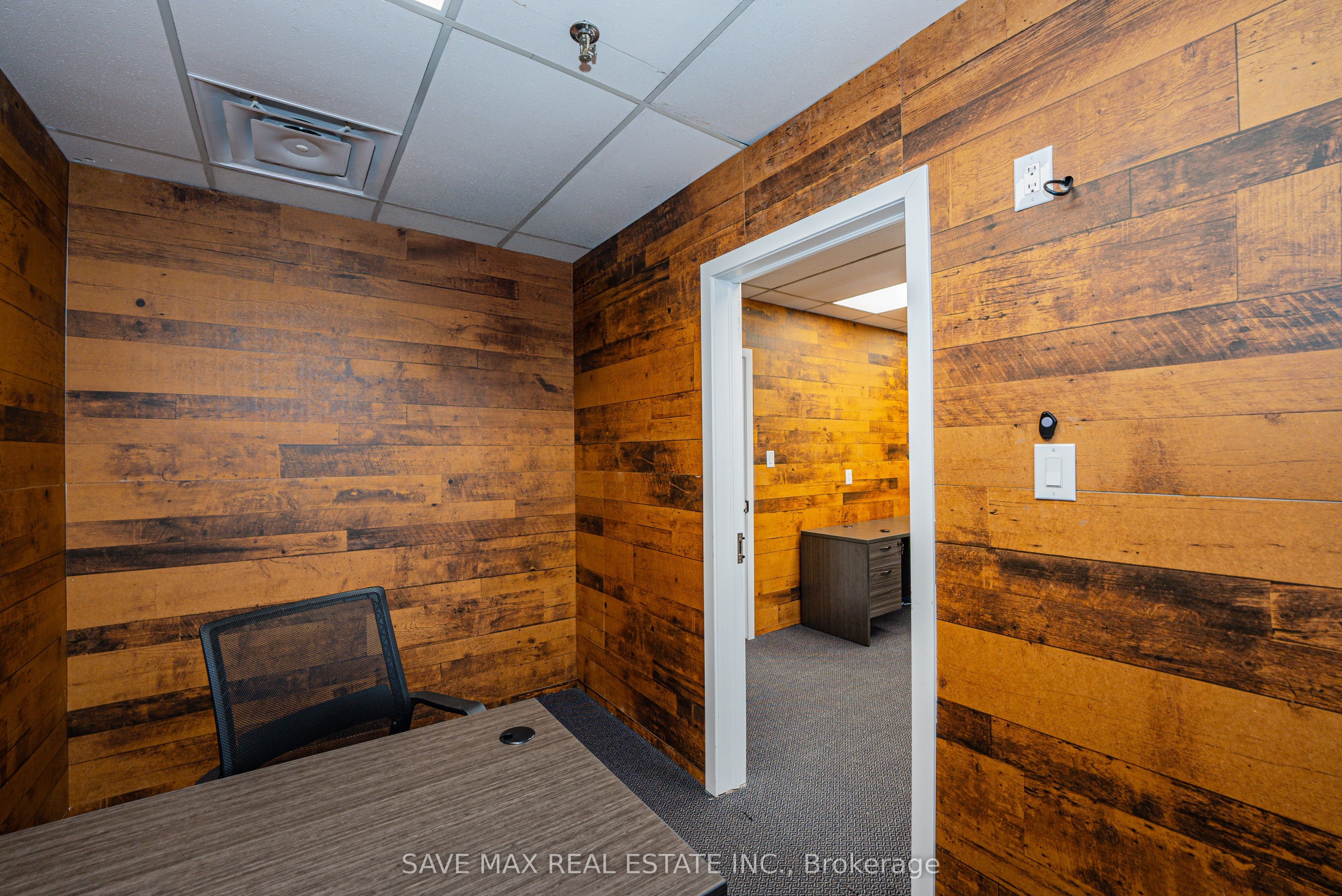#82 - 2455 Cawthra Road Property Photo 17