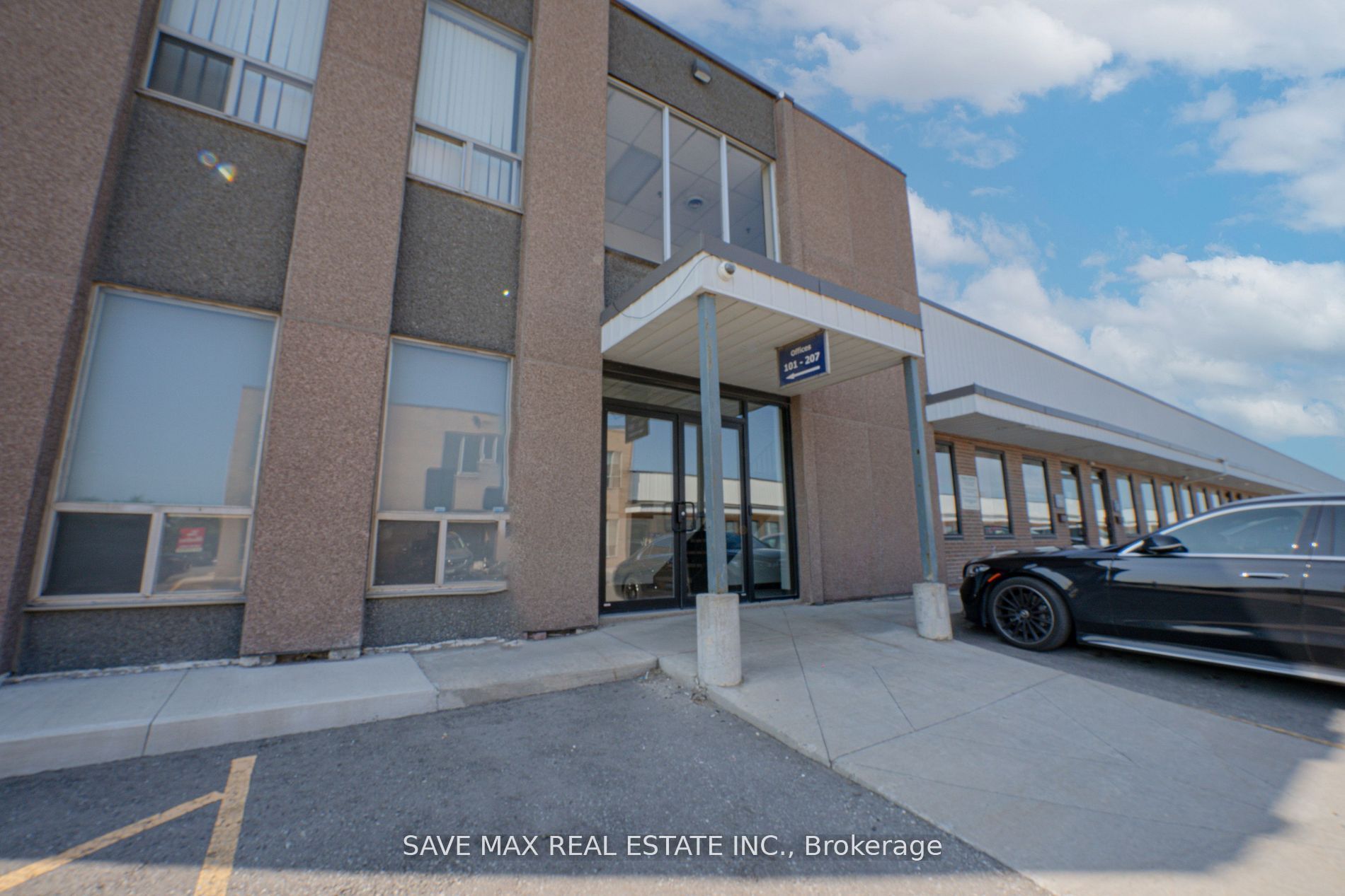 #206 A - 2465 Cawthra Road Property Photo 3
