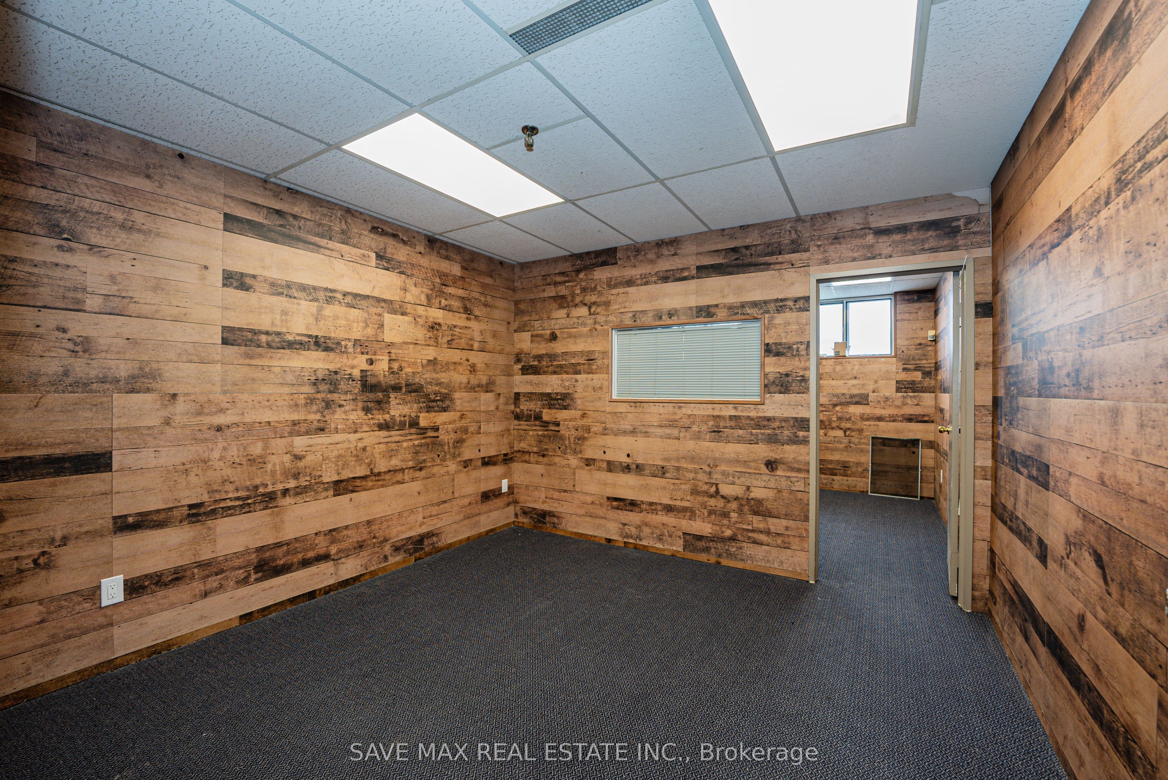 #79 - 2455 Cawthra Road Property Photo 4
