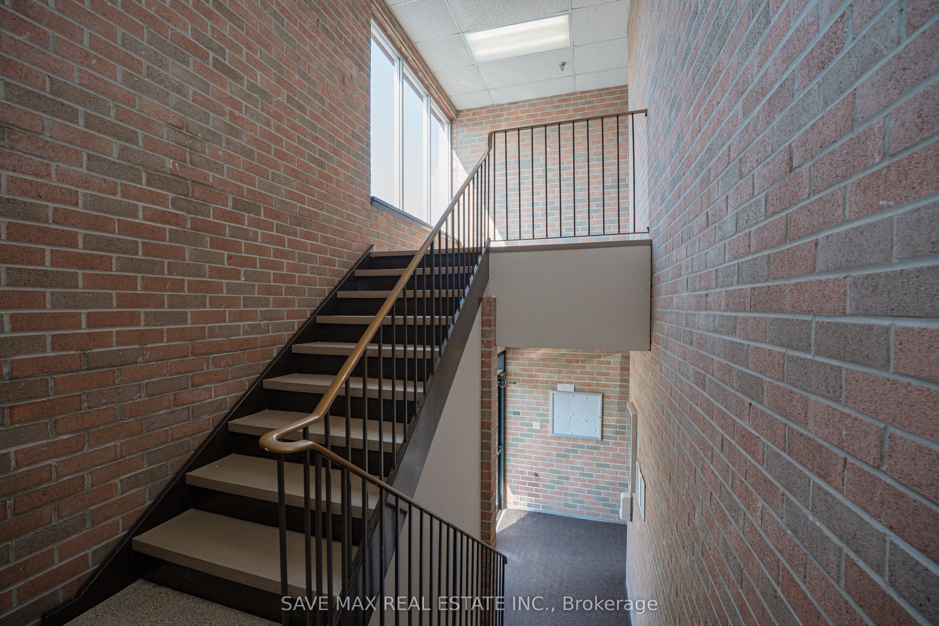 #79 - 2455 Cawthra Road Property Photo 13