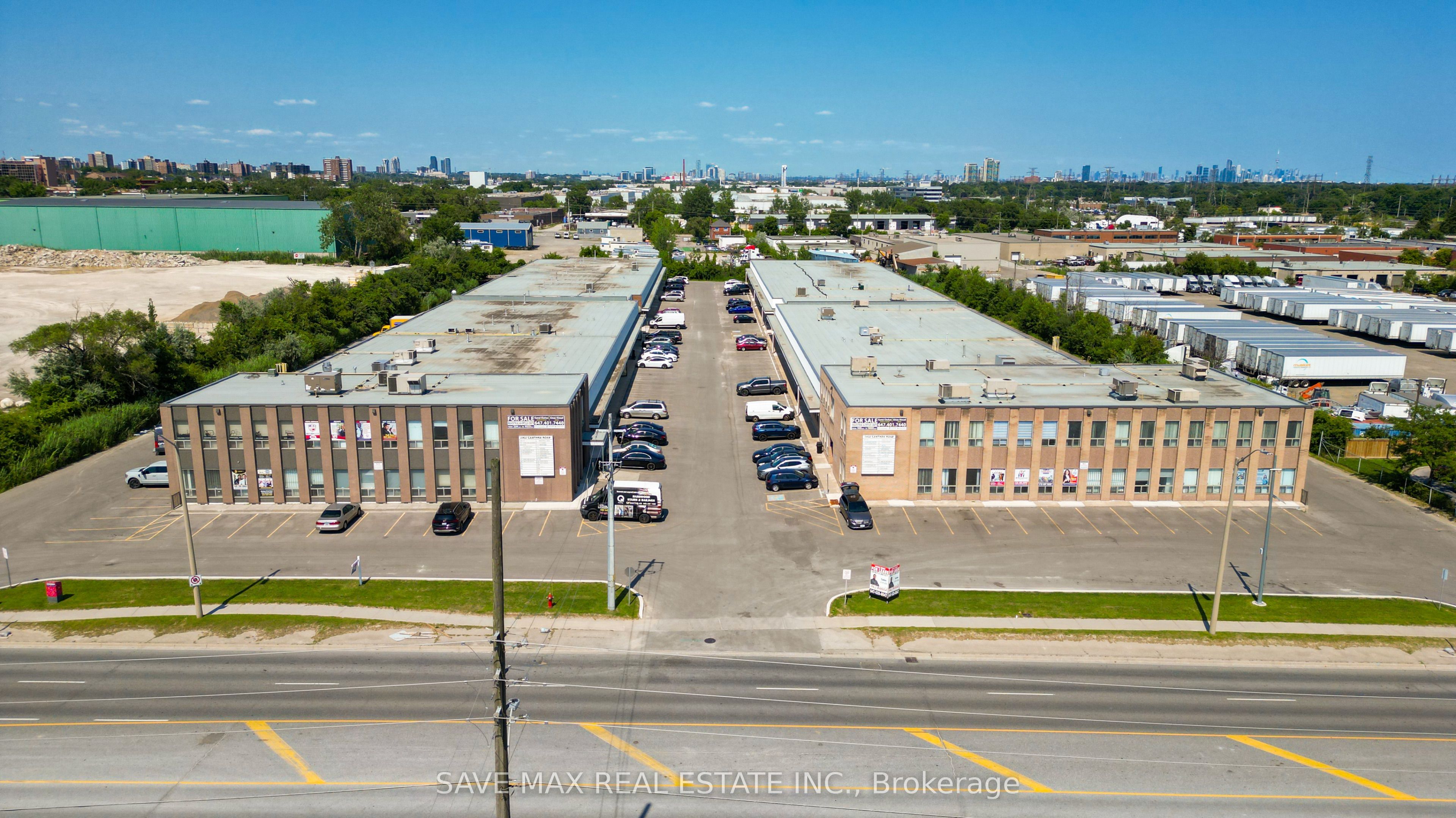 #104 - 2465 Cawthra Road Property Photo 1