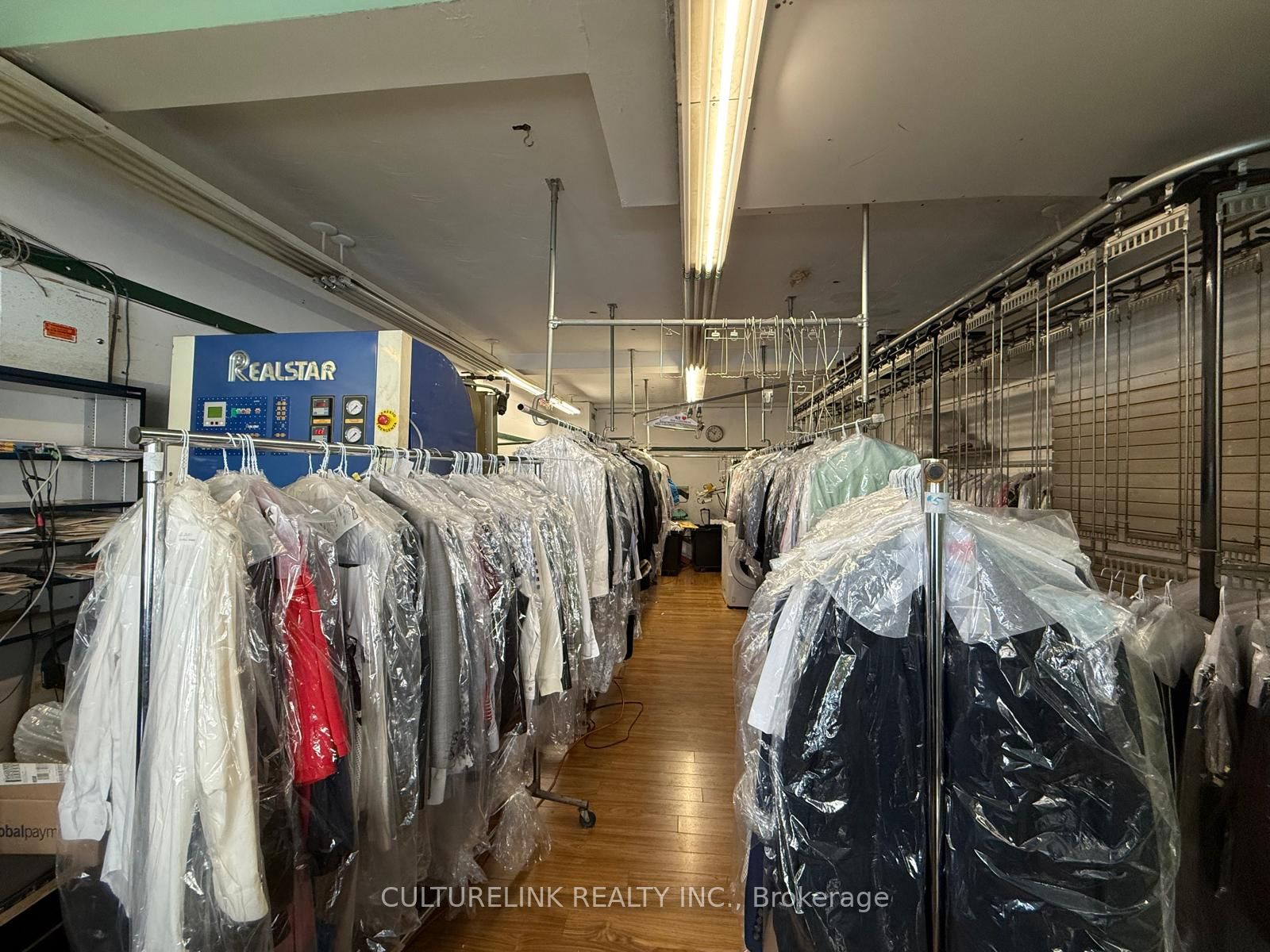 #ground - 2081 Lawrence Avenue Property Photo 2