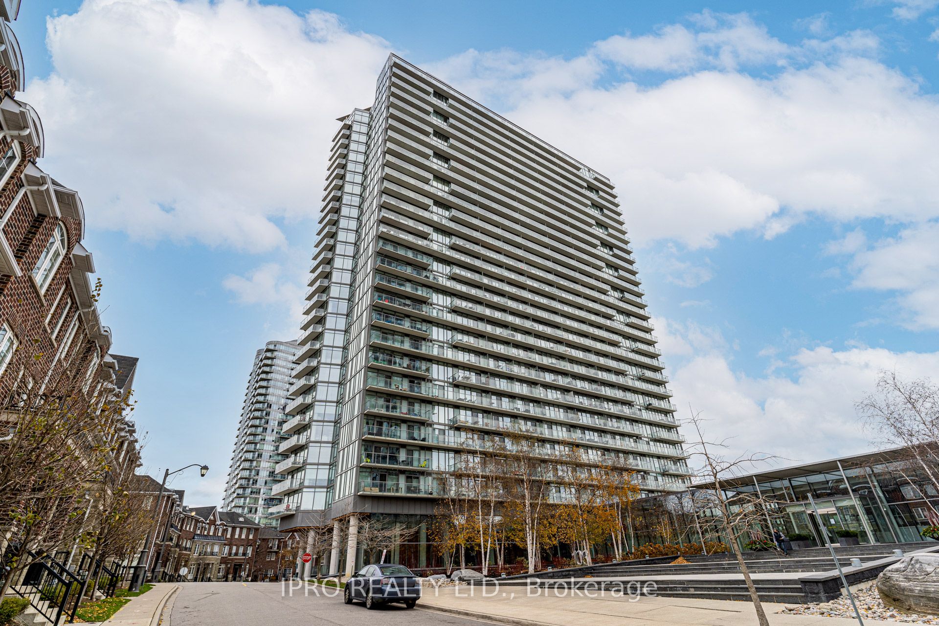 #1317 - 103 The Queensway Property Photo