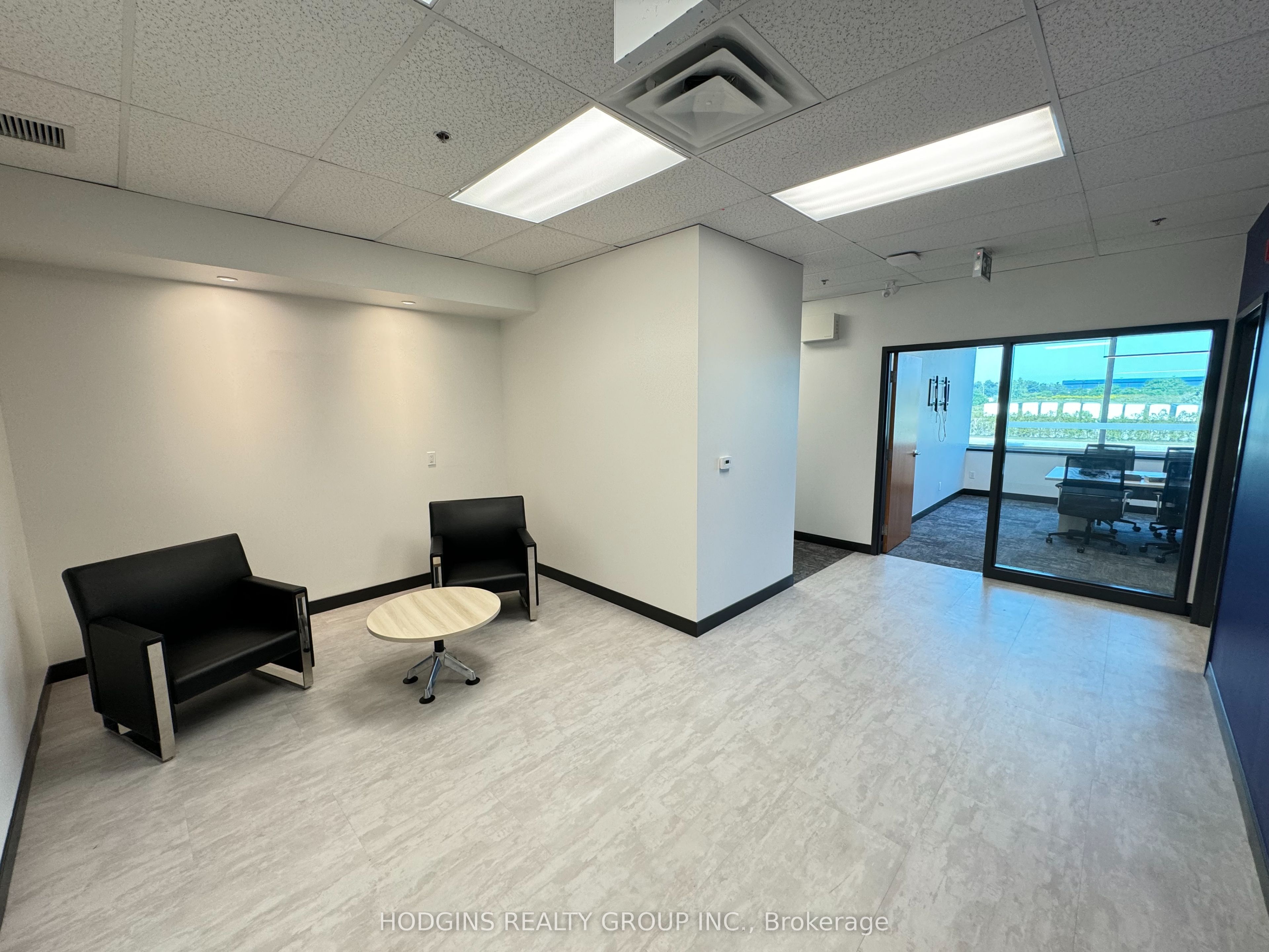 #202 - 4475 North Service Road Property Photo 7
