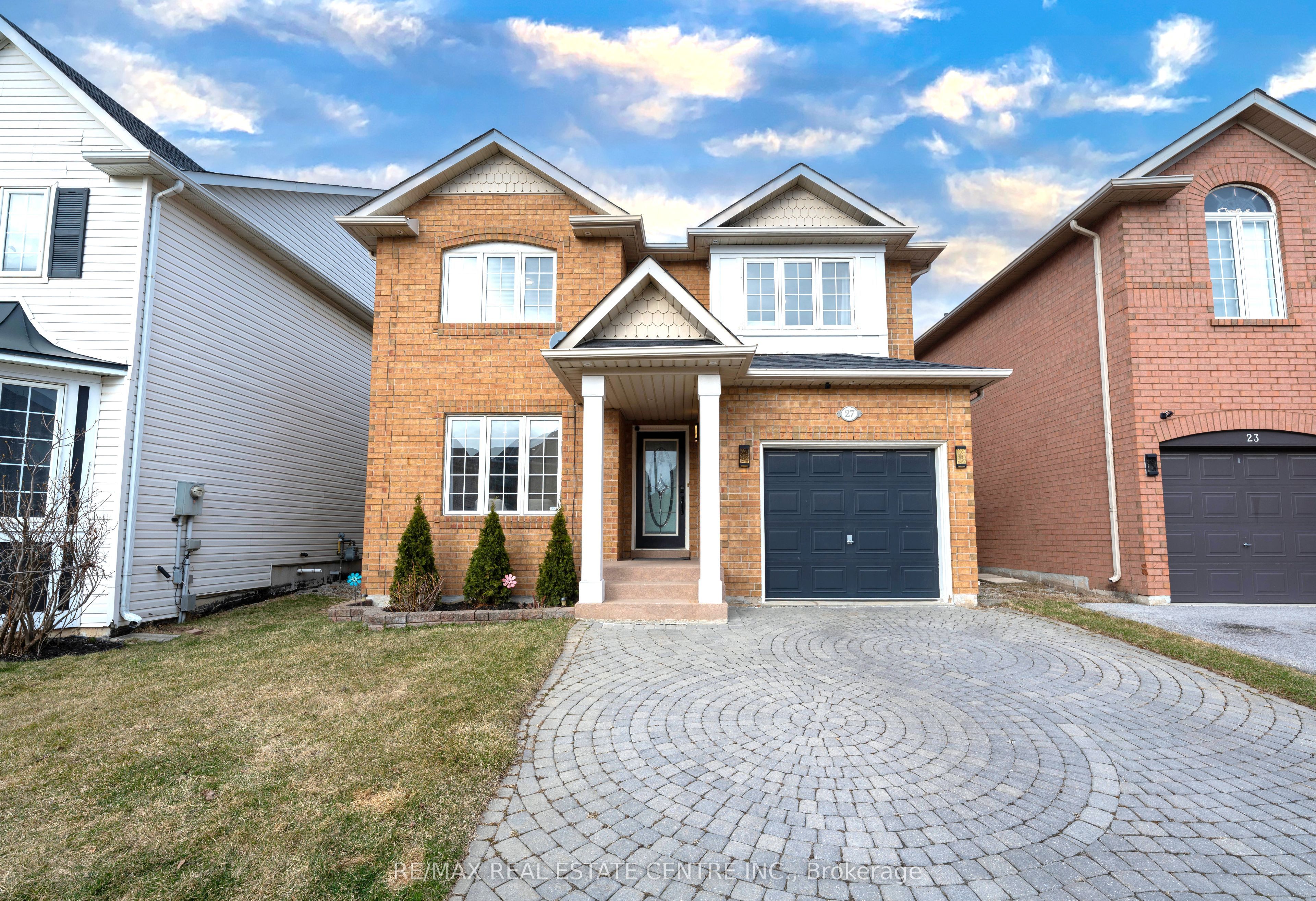 27 Coates Dr Property Photo